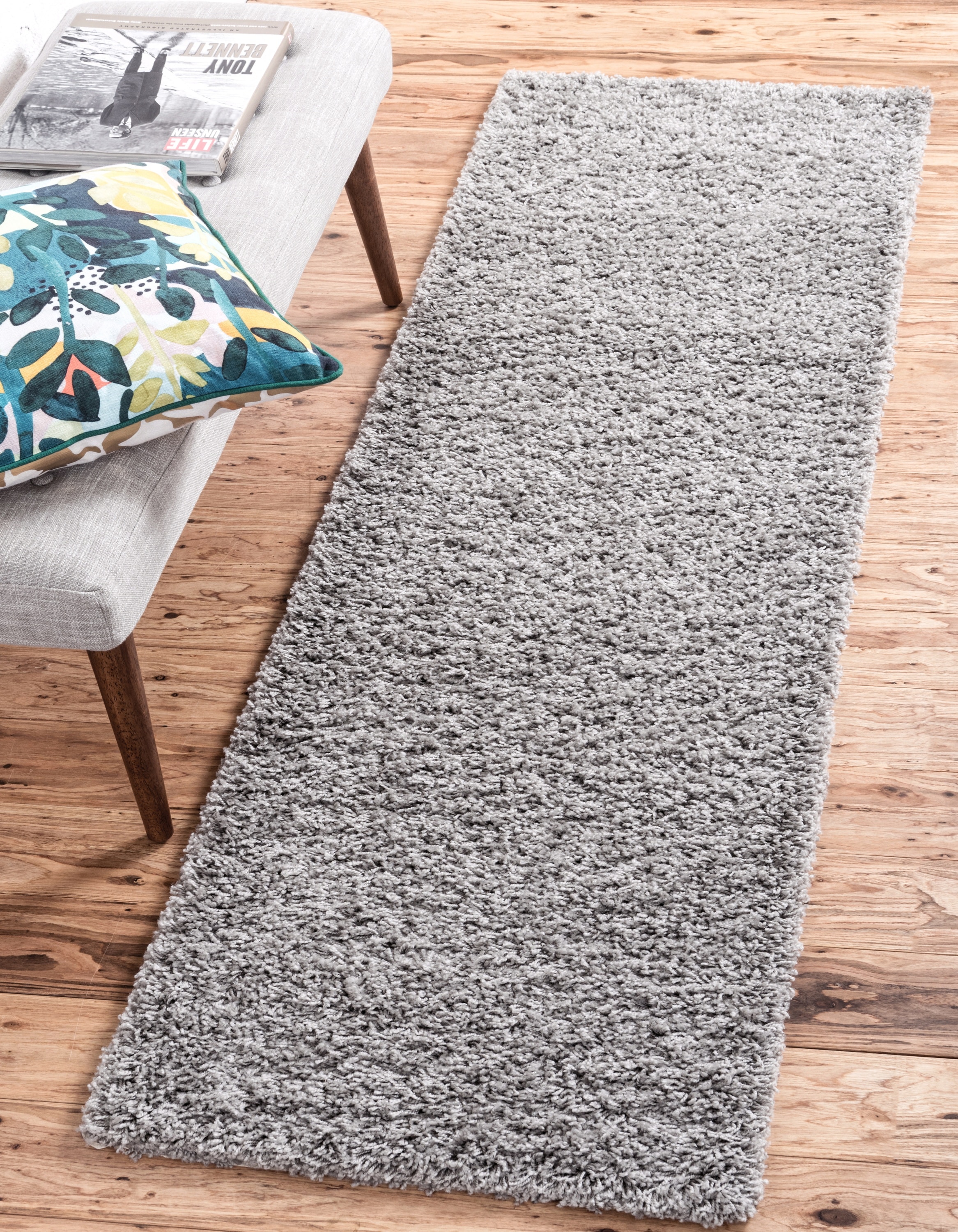 Unique Loom 3140747 Solid Shag 2 x 13 (ft) Loomed Polypropylene Cloud Gray Rectangular Indoor Solid Runner rug