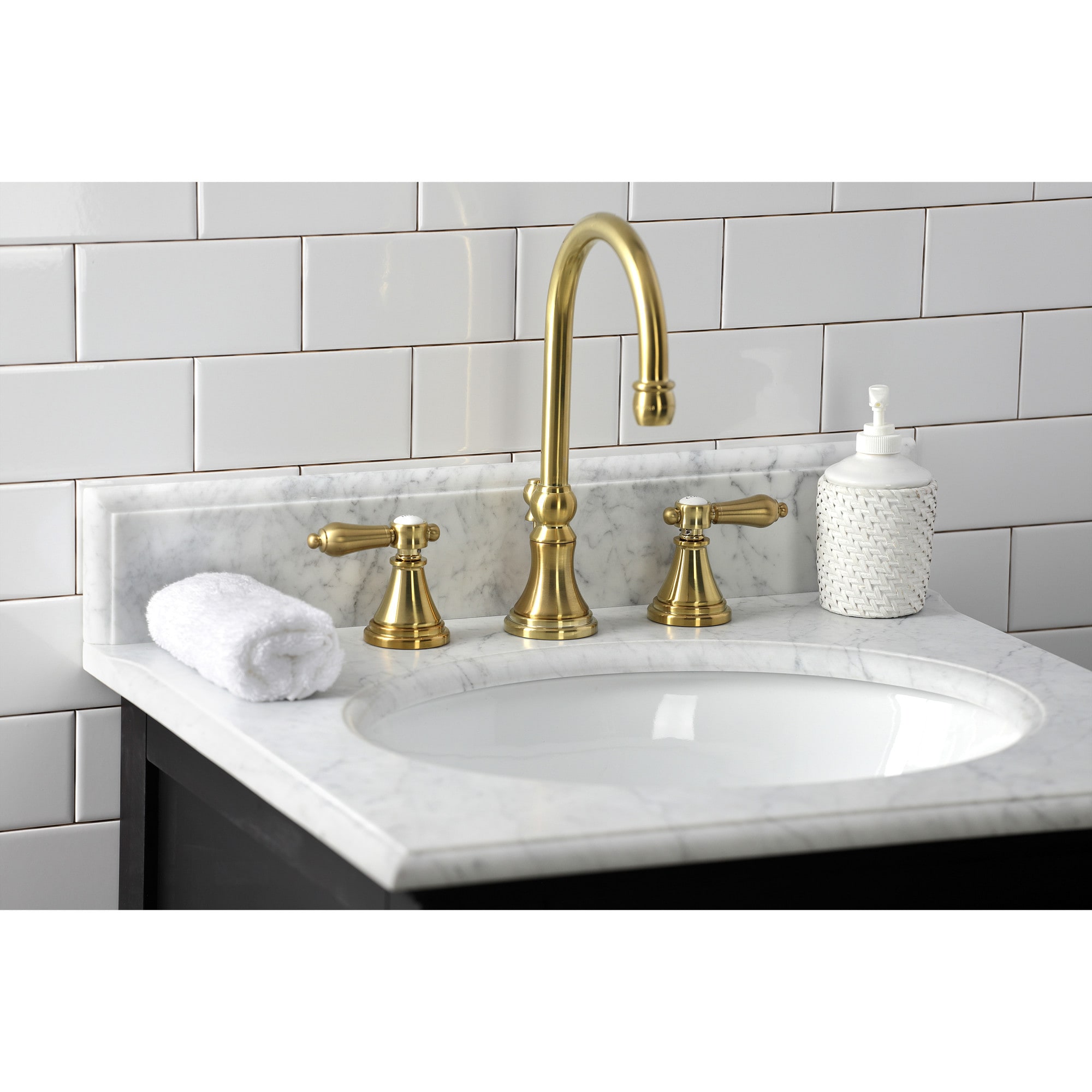 Kingston Brass WLKS2987BAL Heirloom Brushed brass Widespread 2-handle High-arc Residential Handle Bathroom Sink Faucet with Drain