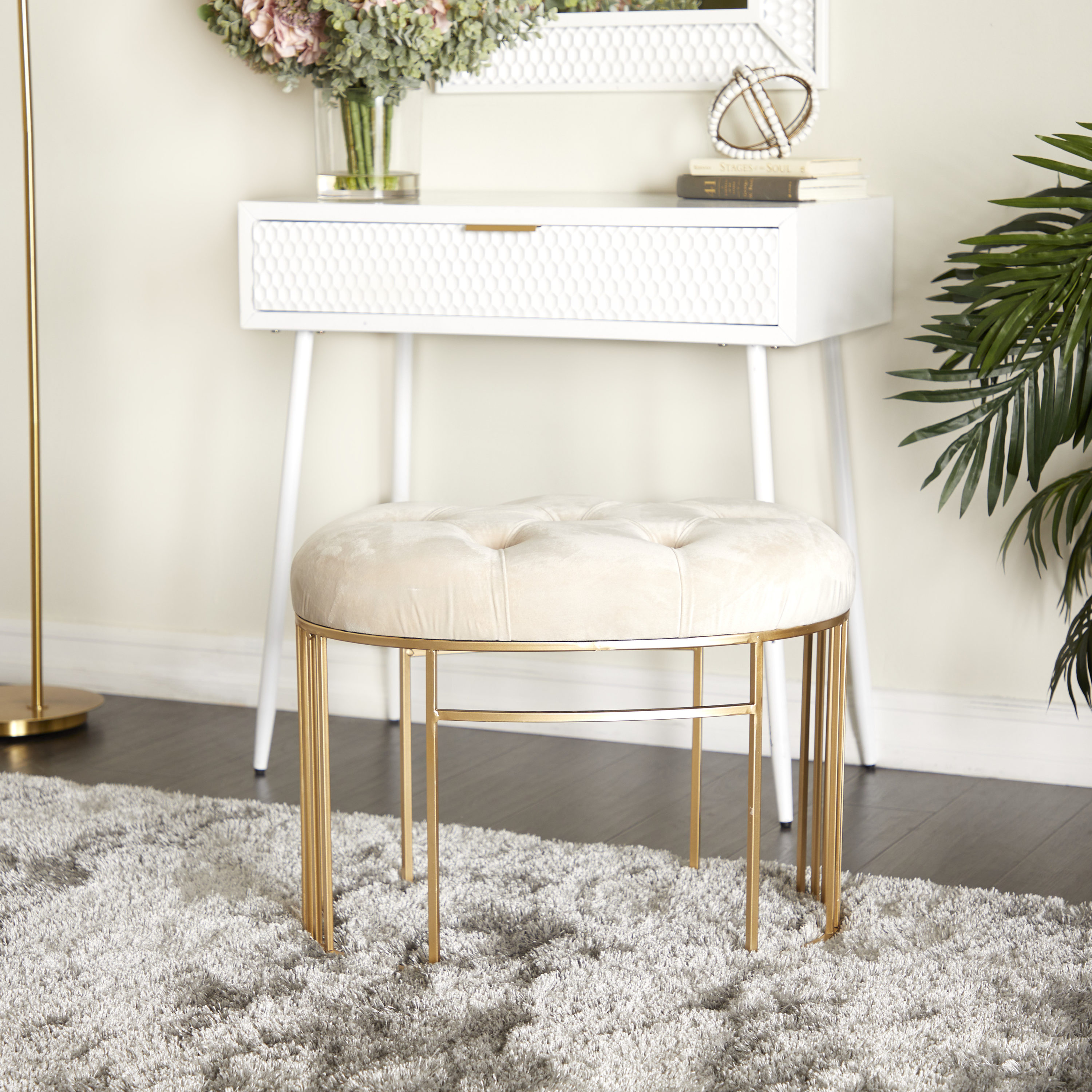 Grayson Lane 58774 Modern Gold Velvet Seat Accent Bench 24-in x 17-in x 19-in