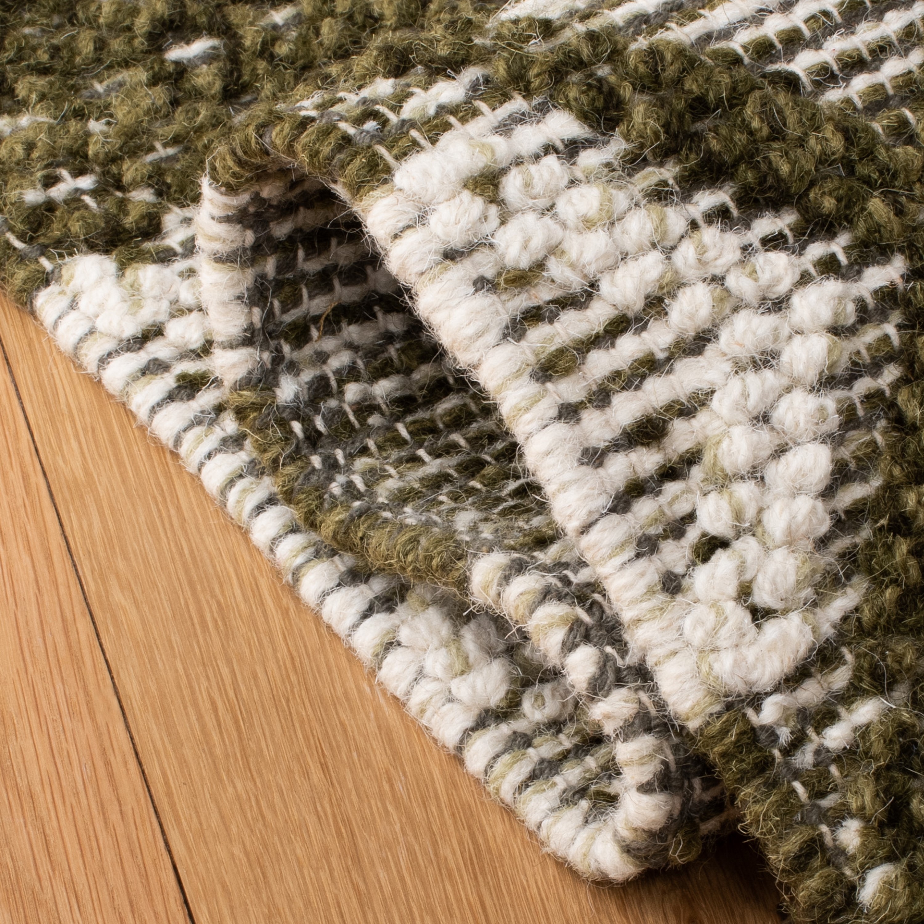 Safavieh VRM211Y-8 rugs - View #5