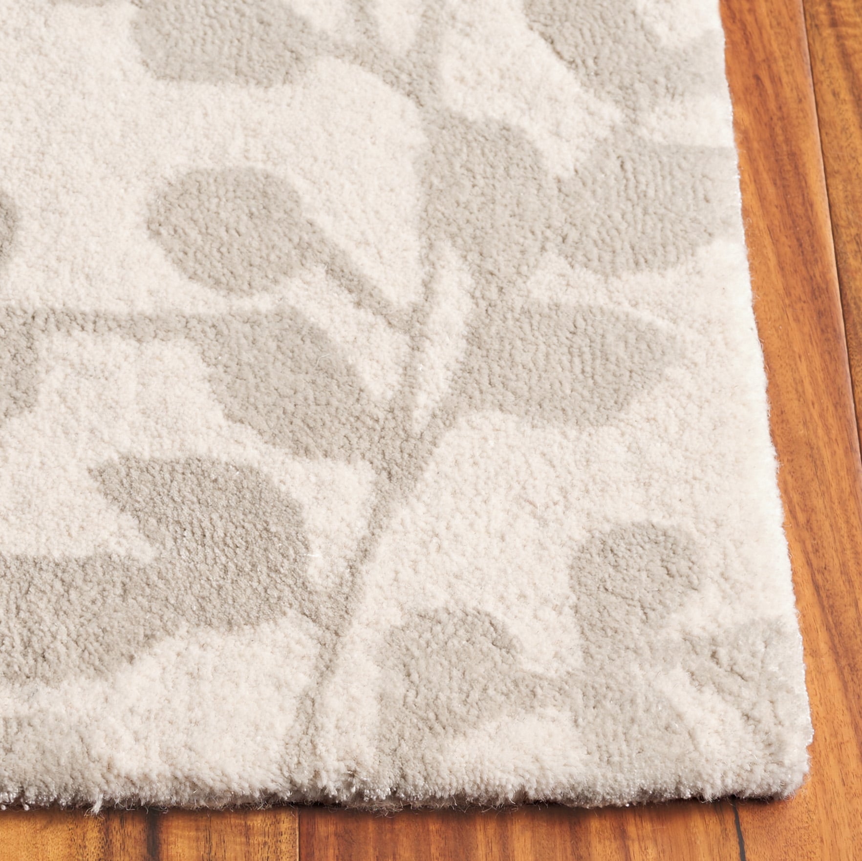 Safavieh GLM542A-4 rugs - View #3