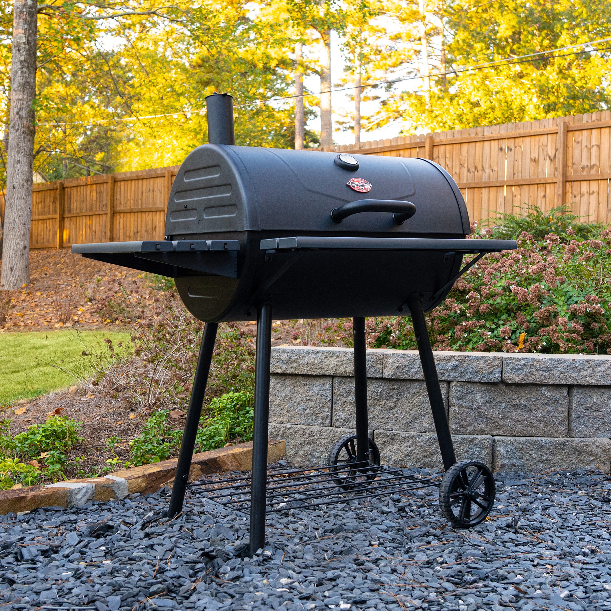 Char-Griller Super Pro Charcoal Grill 30-in W Black Barrel Charcoal Grill