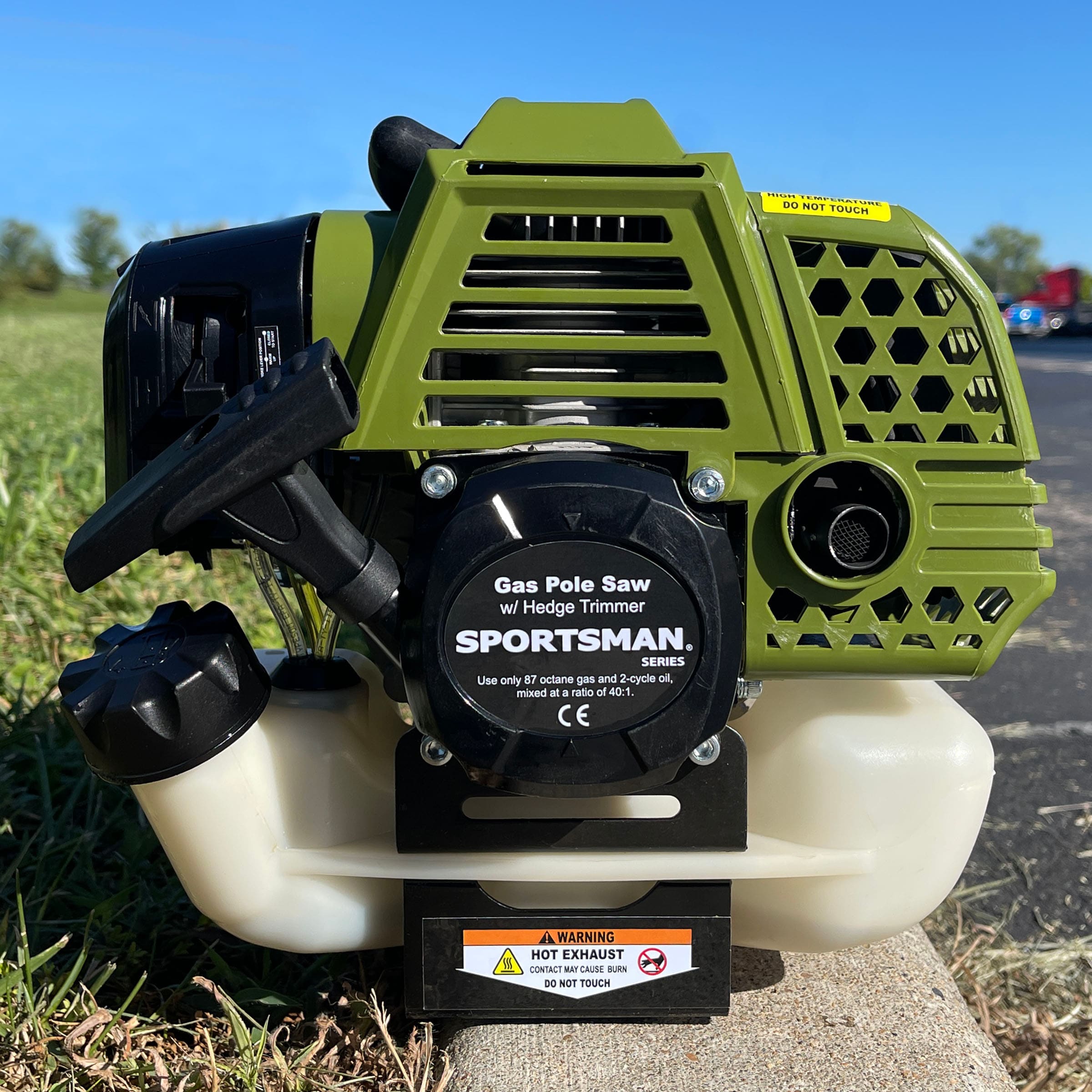 Sportsman GPSHT32 Cordless-Pole-Saw - View #2