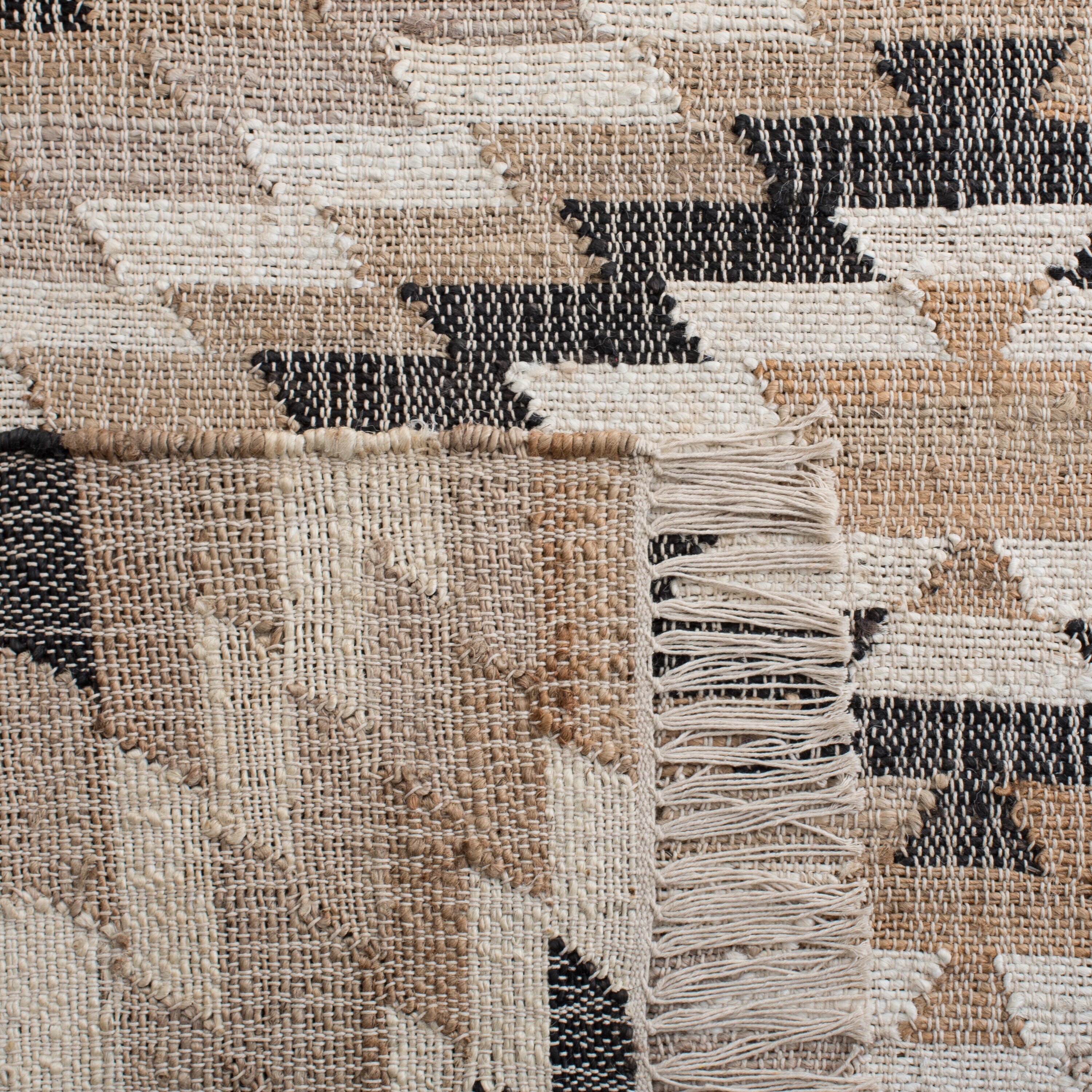 Safavieh NFB401A-4 rugs - View #3