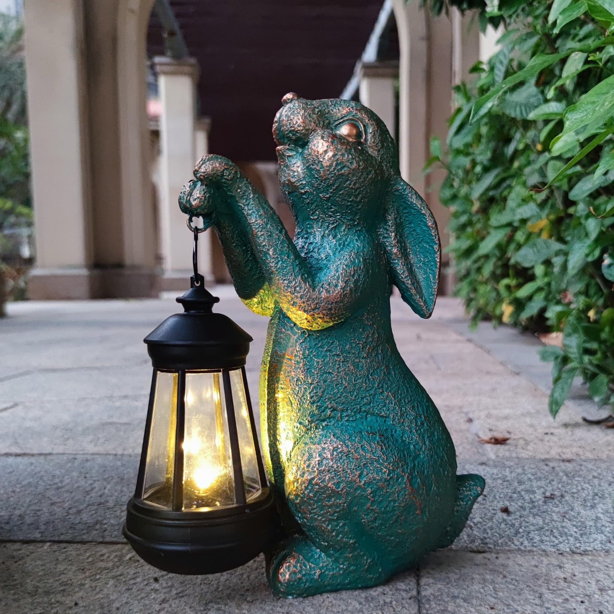 イマン　ダイアナローズ　Gardenボード Oyezvary Garden Gnome Statue with Solar Lantern Outdoor Resin