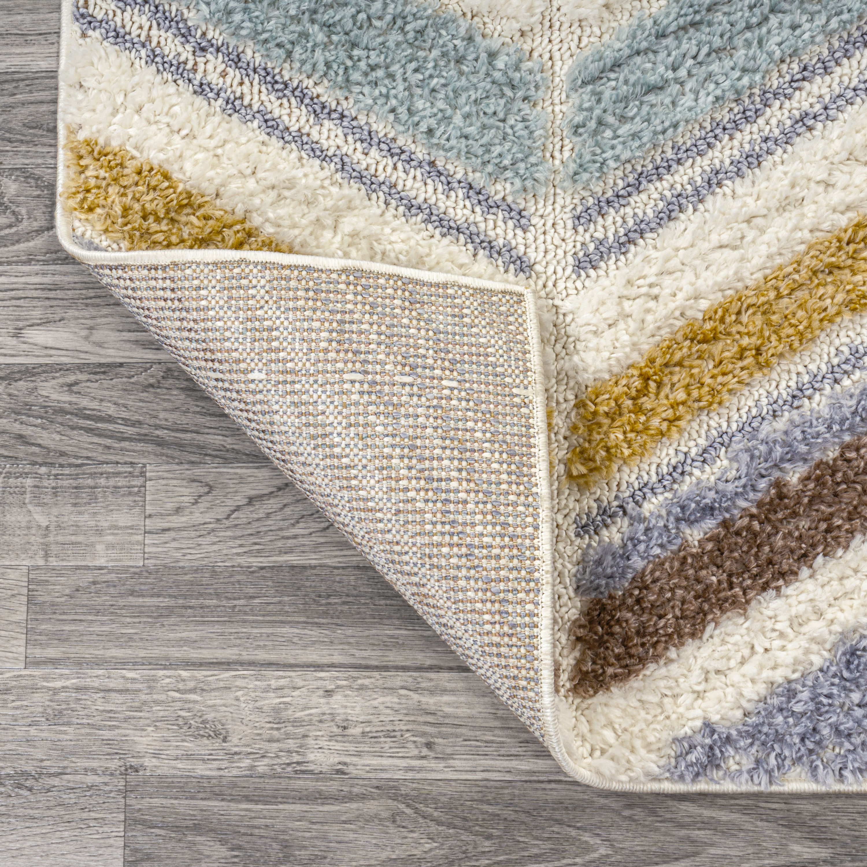 Elin Chevron High-Low Multi/Cream Synthetic Runner Rug, 2'-2" X 8'