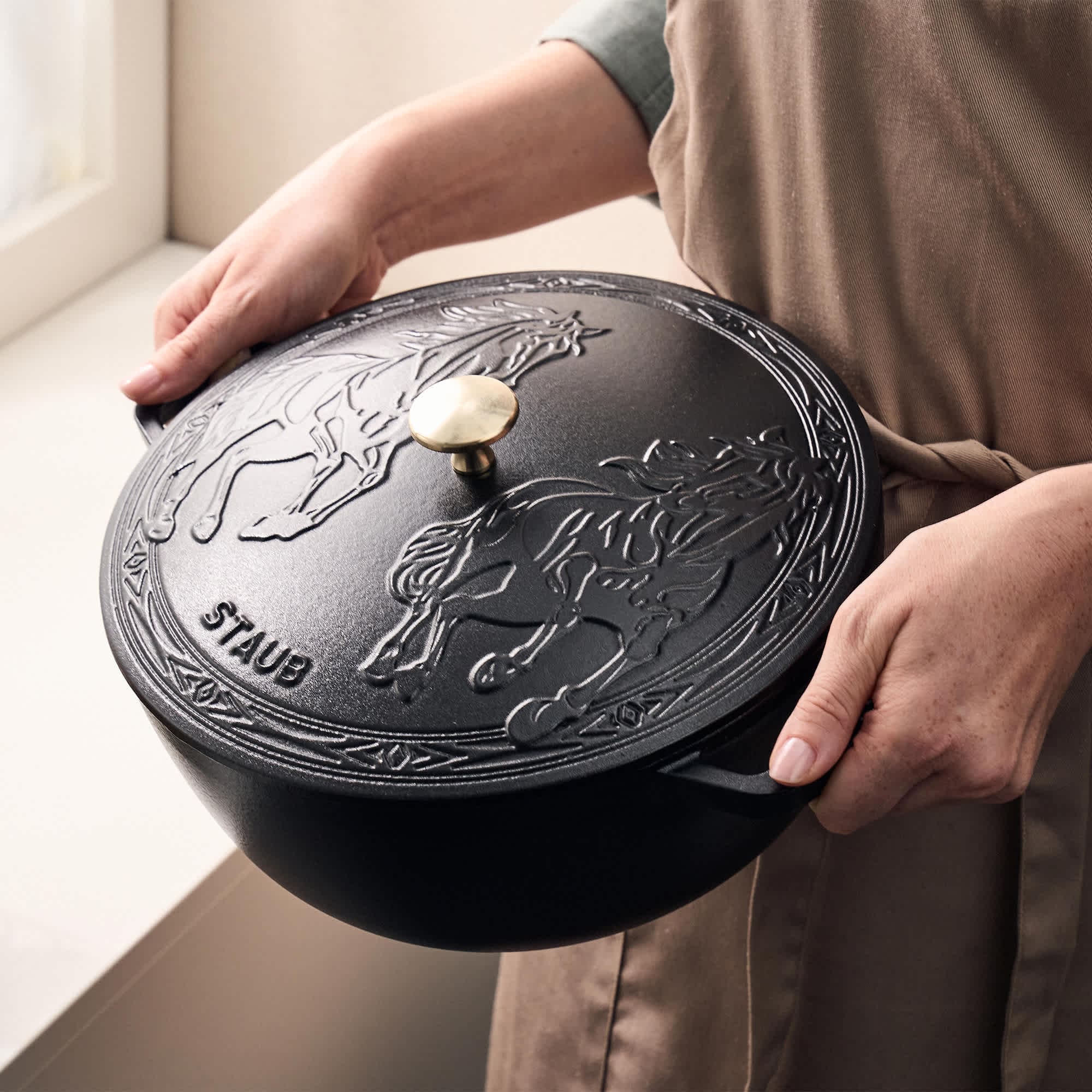 STAUB 1034439 Roaster-Ovens - View #2