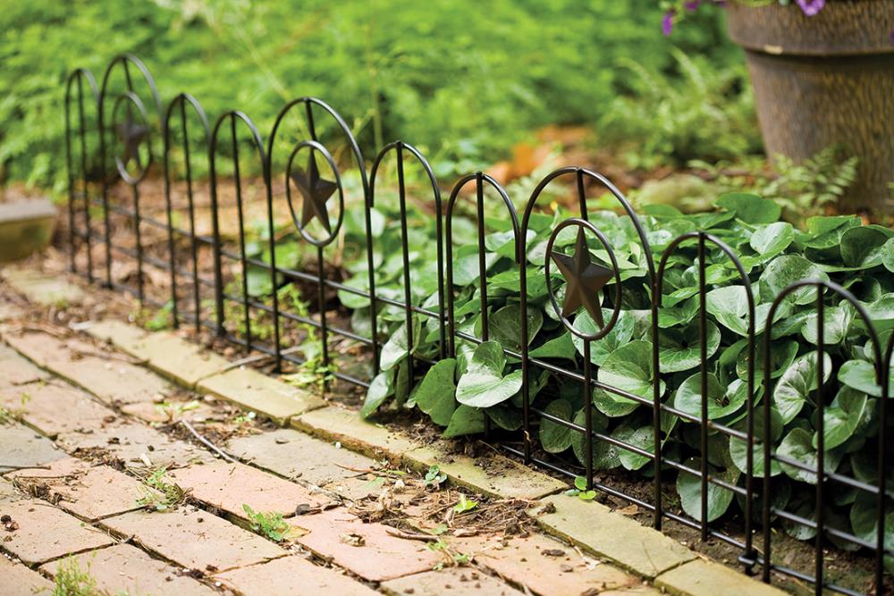 1.5-ft x 16-in Black Powder Coated Steel Landscape Edging Section in ...