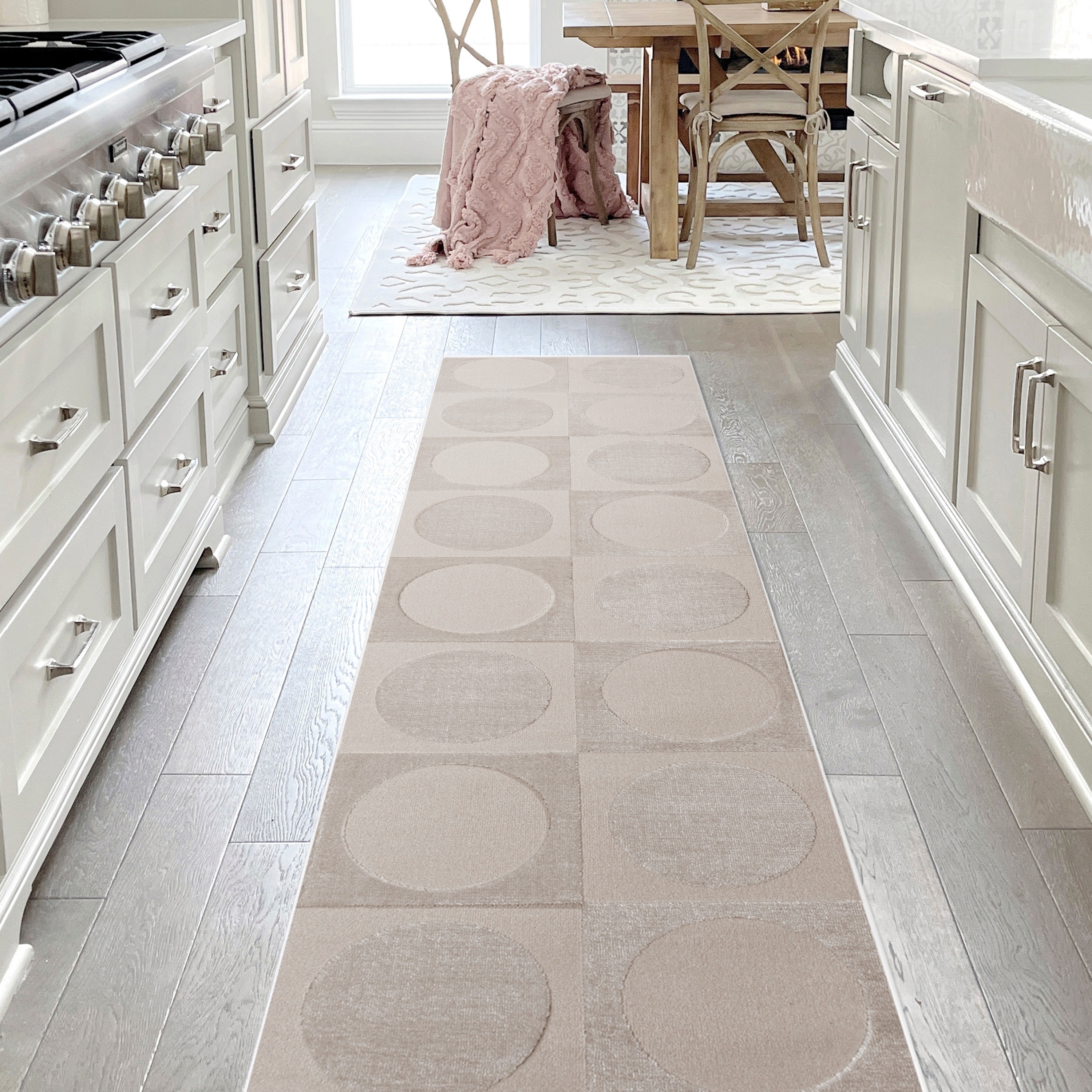 JONATHAN  Y SND104B-28 SANDSTONE Helena Circles in Squares 2 x 8 (ft) Loomed Polyester White/Cream Rectangular Indoor/Outdoor Geometric Bohemian/Eclectic Runner rug