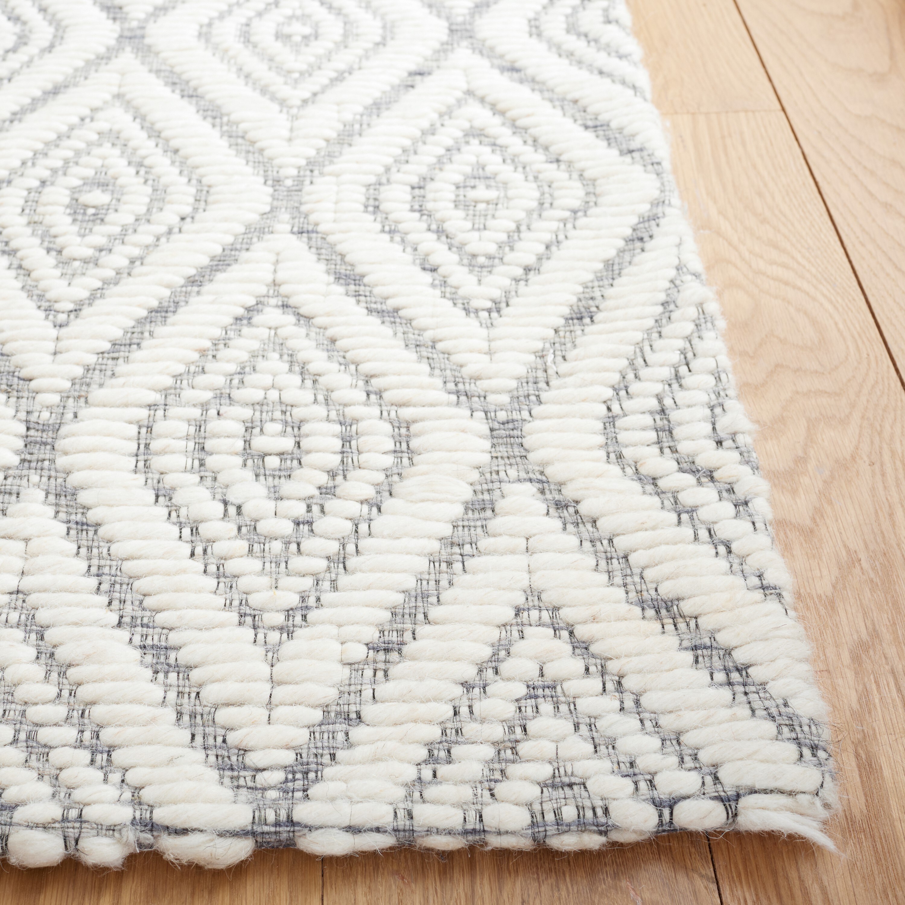 Safavieh MRB308F-28 rugs - View #3