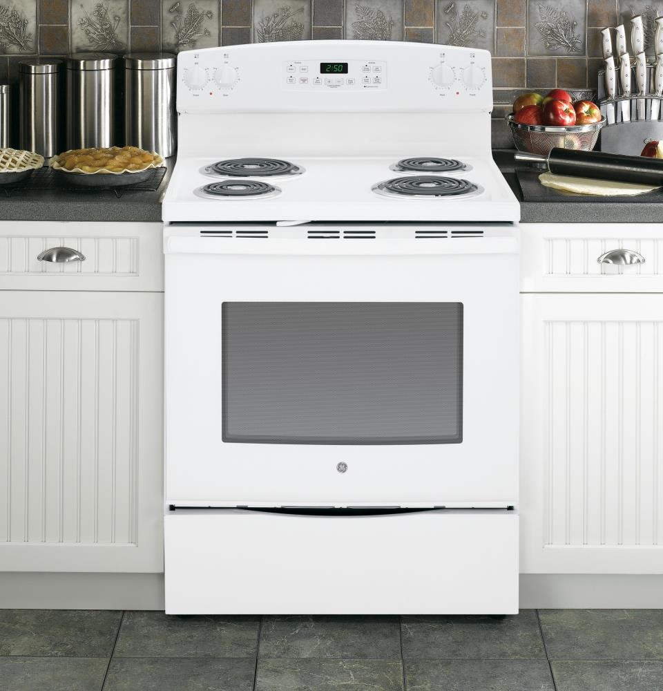 GE 30-in 4 Elements 5.3-cu ft Self-Cleaning Freestanding Electric Range  (White) at