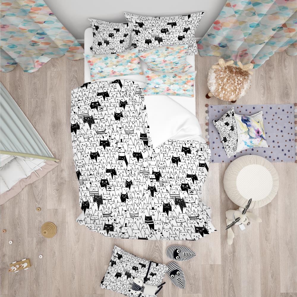 Designart BED18644-T bedding - View #2