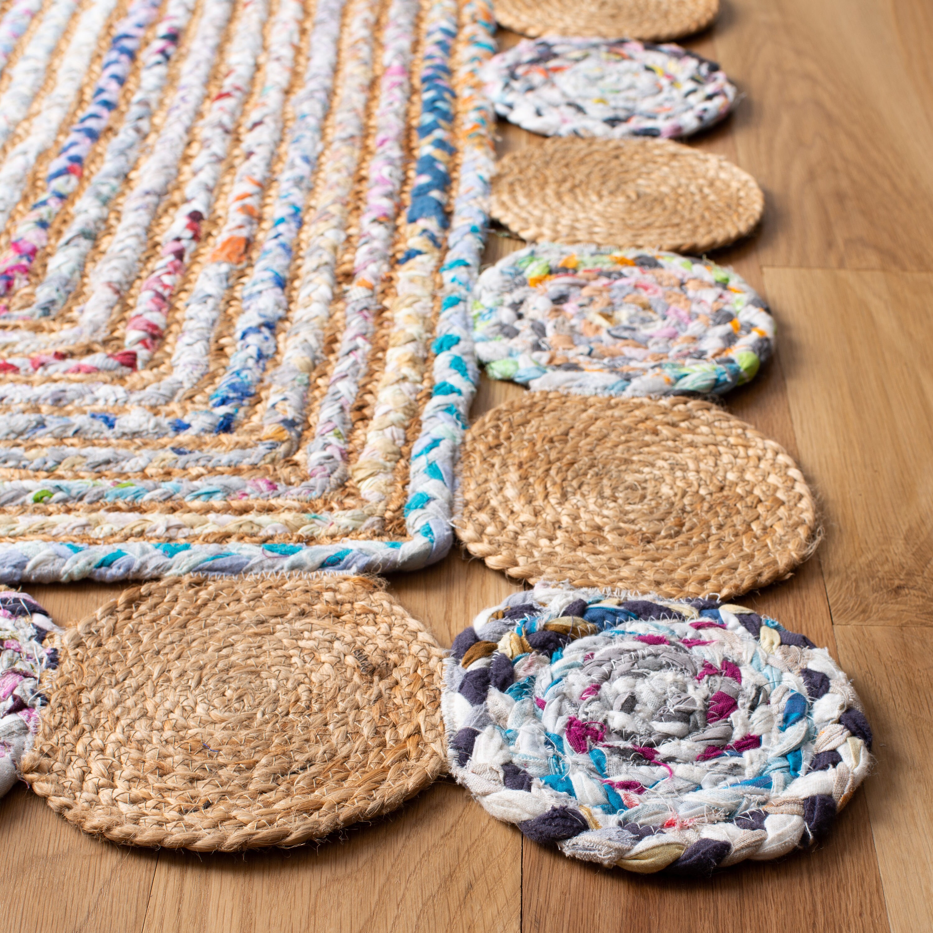 Safavieh CAP201B-5 rugs - View #3