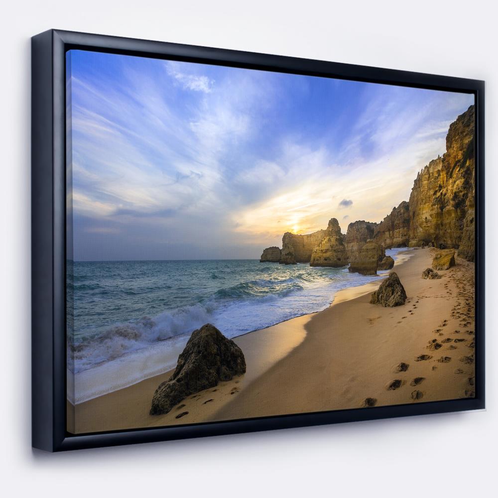 Designart FL11307-22-14-FLB Wood Floater frame 14-Inches H x 22-Inches W Coastal Canvas Print