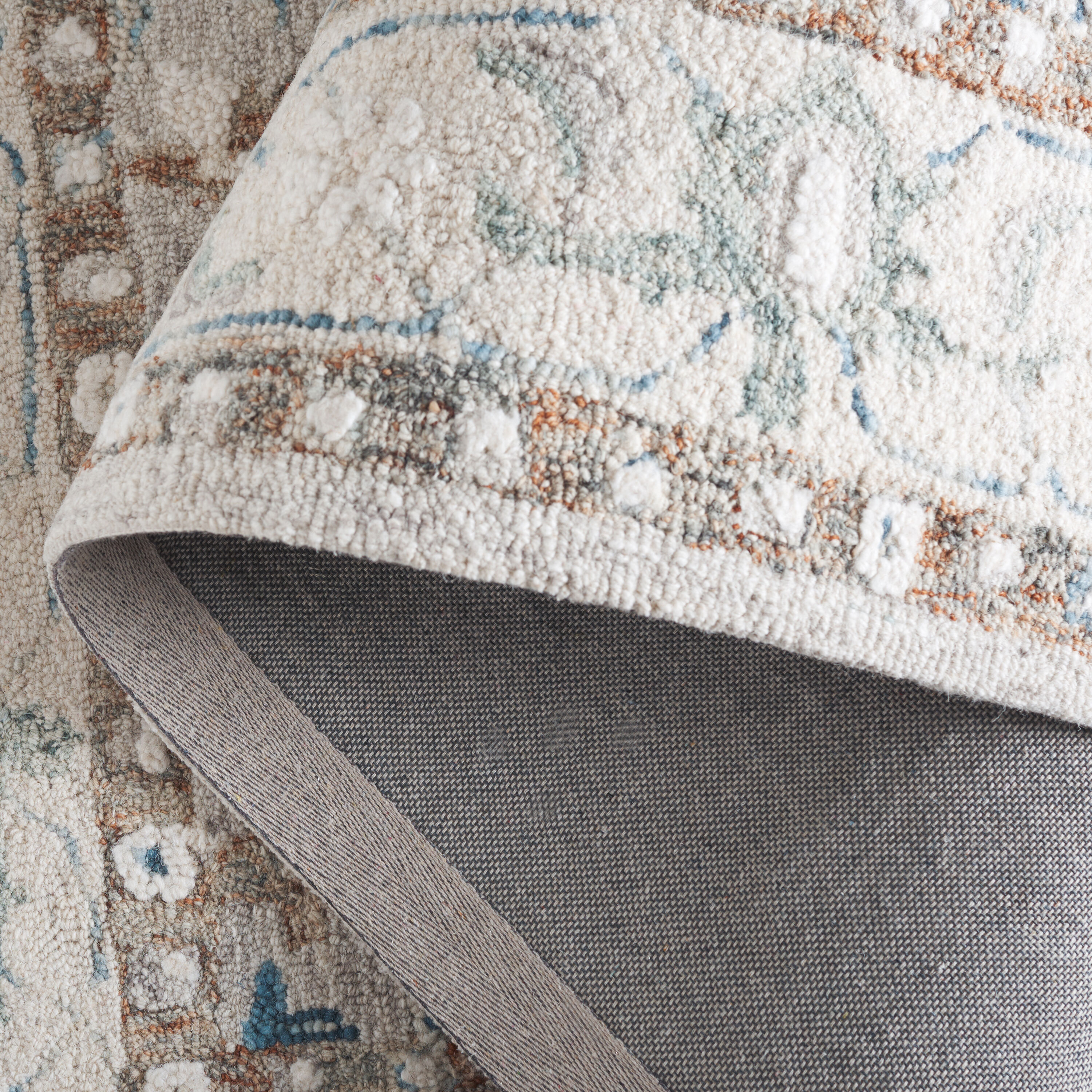 Safavieh MET204A-5 rugs - View #6