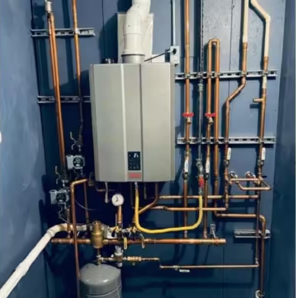 Rinnai I-Series 60000-BTU Natural Gas Boiler In The Boilers Department ...