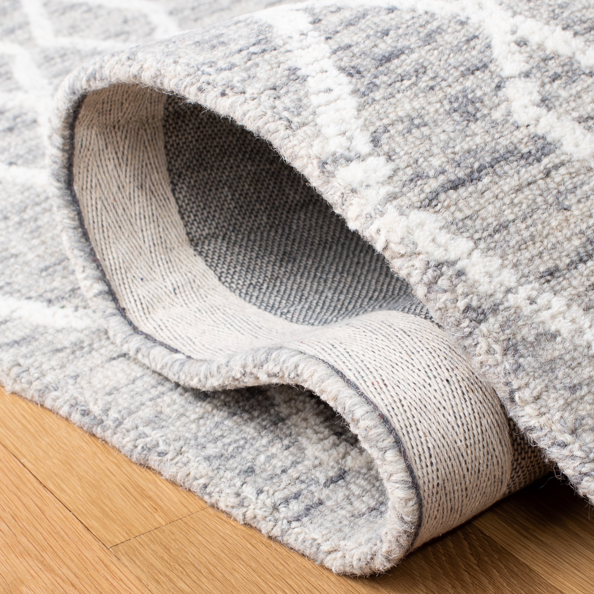 Safavieh MET994F-5 rugs - View #6