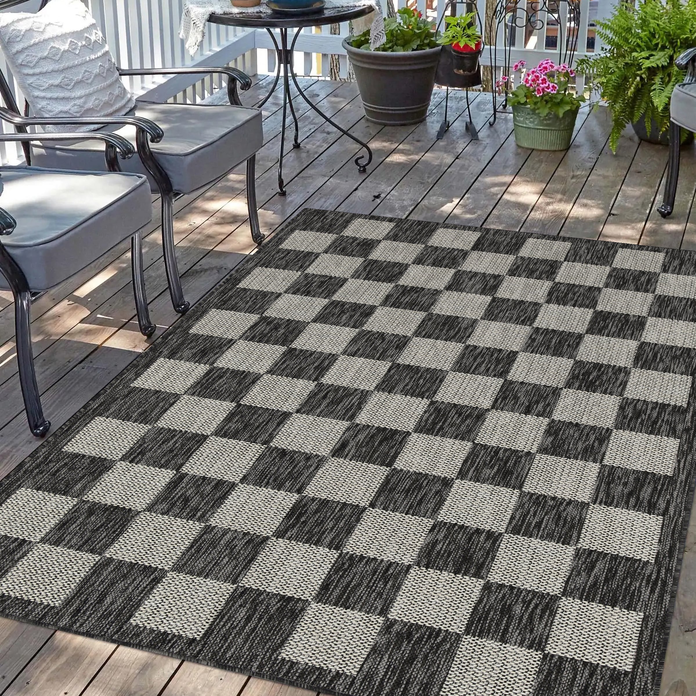 Playa Rug PLY-DAY-BLK-IVO-8X10 8 x 10 (ft) Sisal Daisy-Black Ivory Rectangular Indoor/Outdoor Geometric Area rug