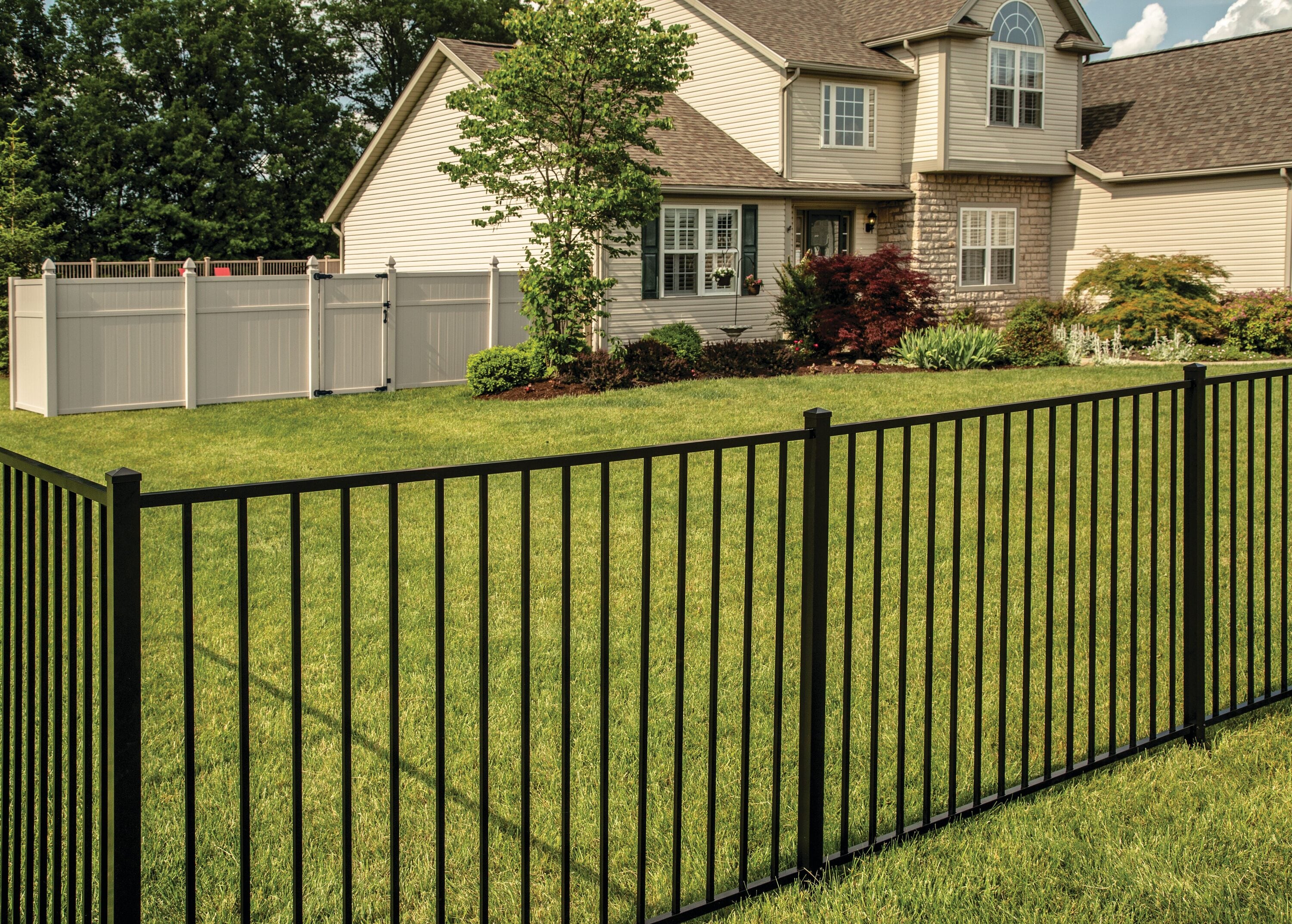 Shop Freedom Freedom 4x6 Easton Aluminum Fence at Lowes.com