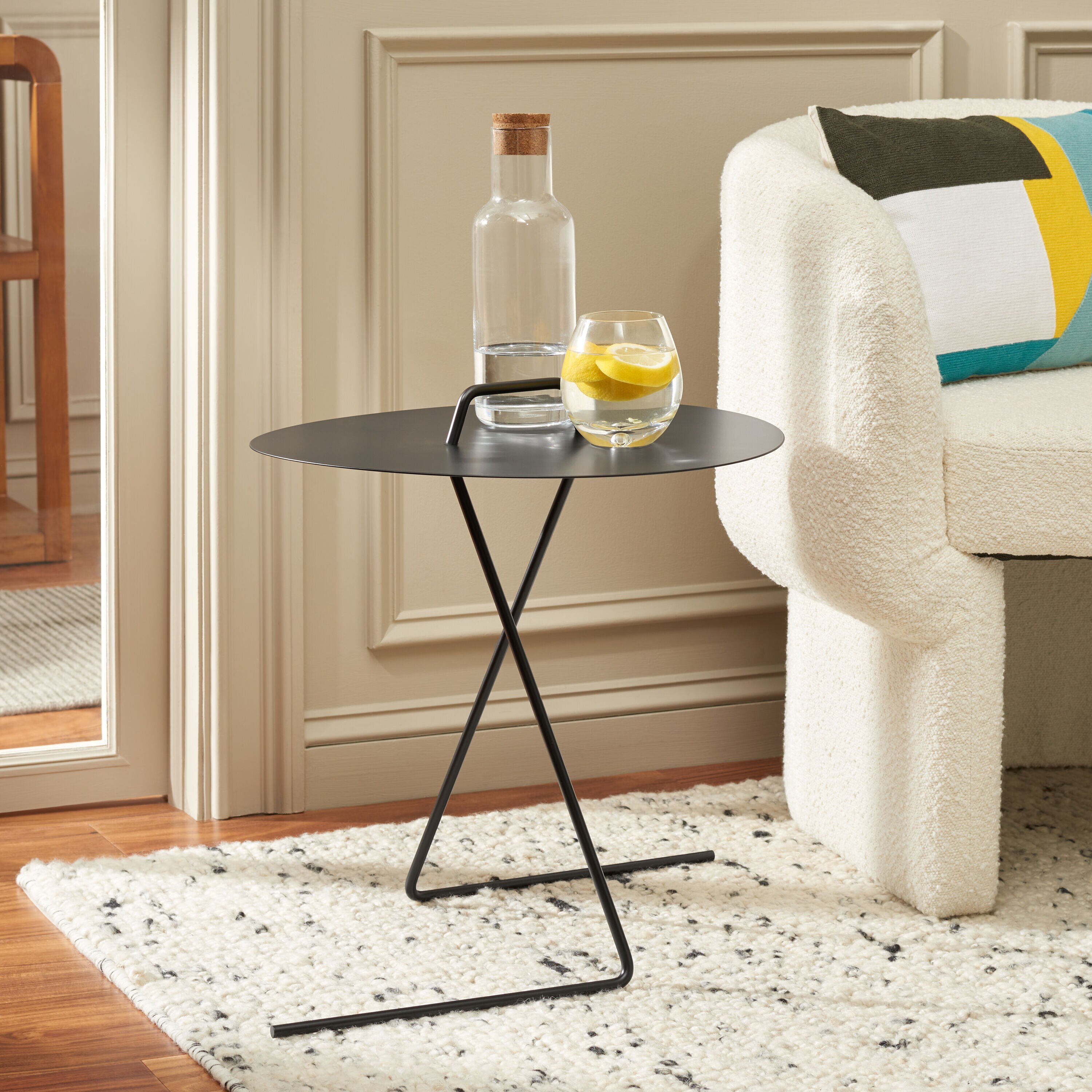 Safavieh ACC8008A Medalia Modern Accent Table Set