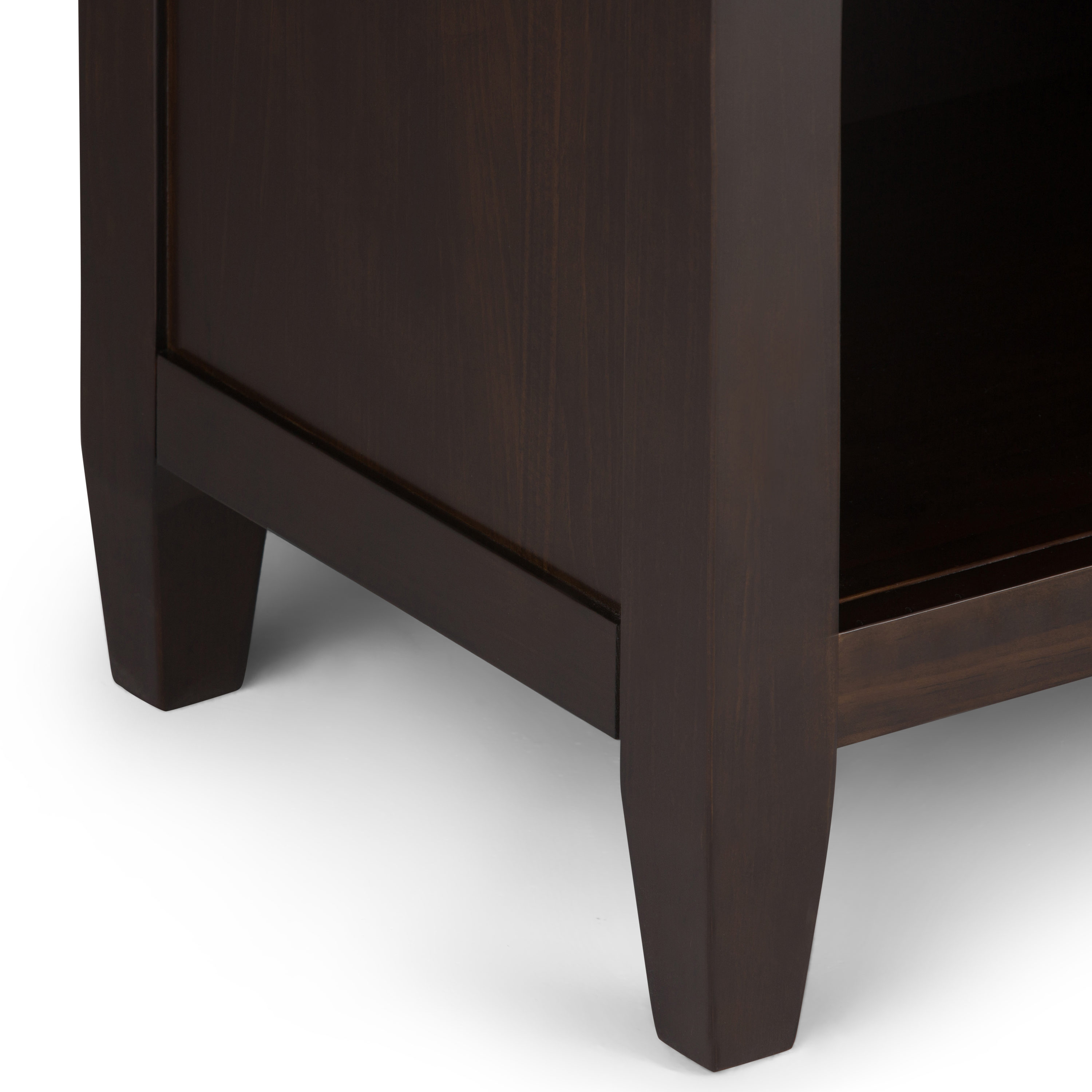Simpli Home 3AXCCRL-11 nightstands - View #6