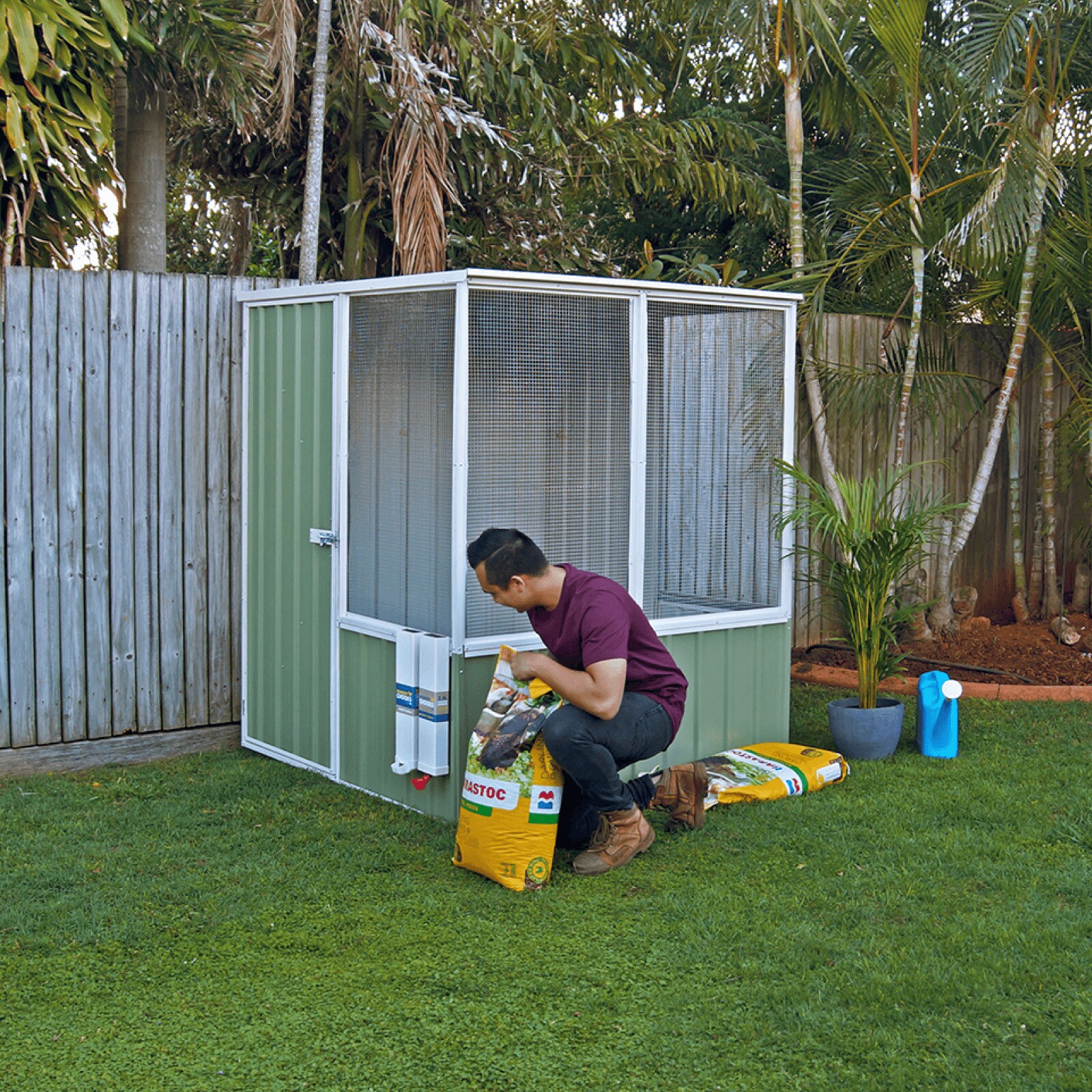 ABSCO AB1201 Chicken-Coops-Rabbit-Hutches - View #3