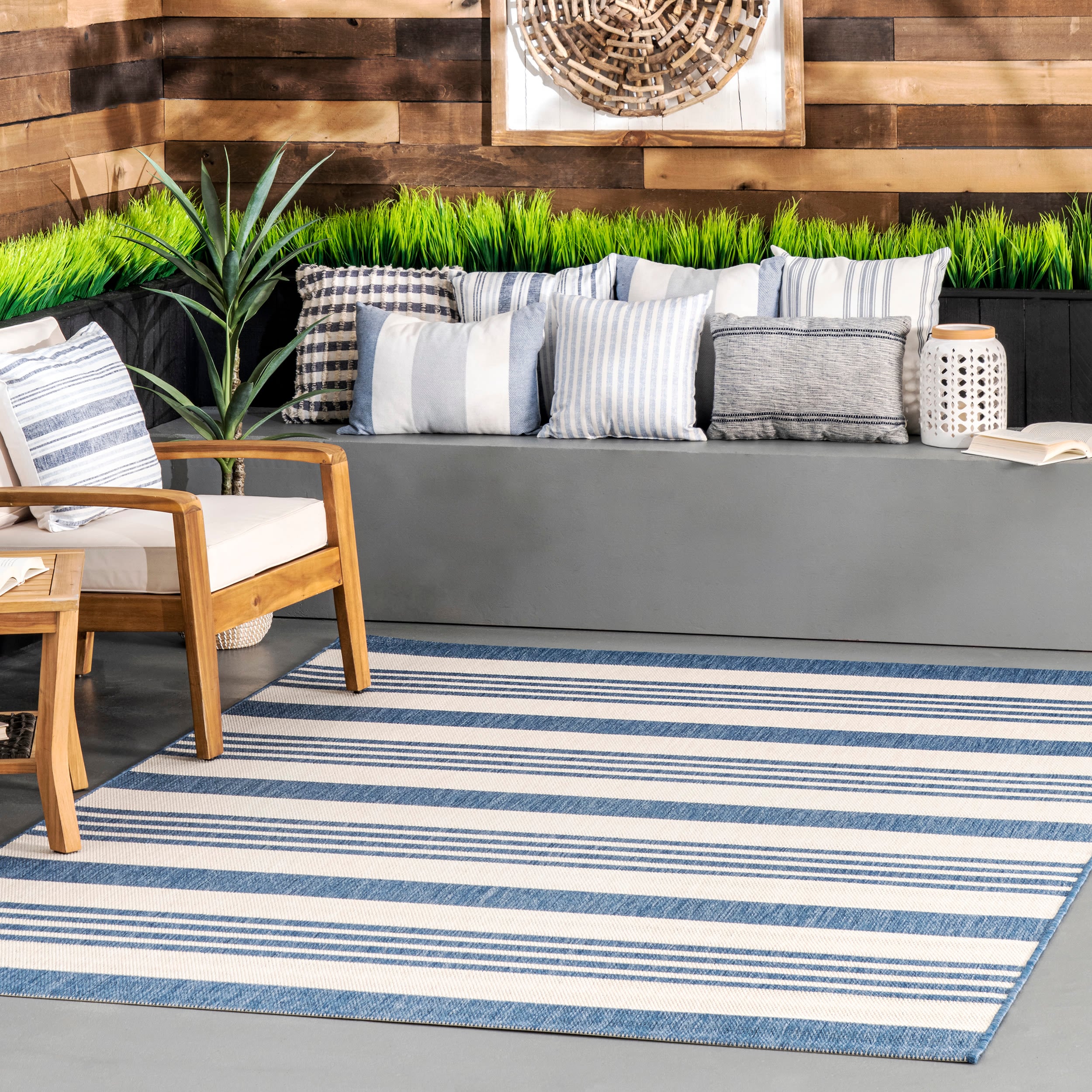 nuLOOM OWDN29A-304 Robin 3 x 4 (ft) Loomed Polypropylene Blue Rectangular Indoor/Outdoor Stripe Area rug