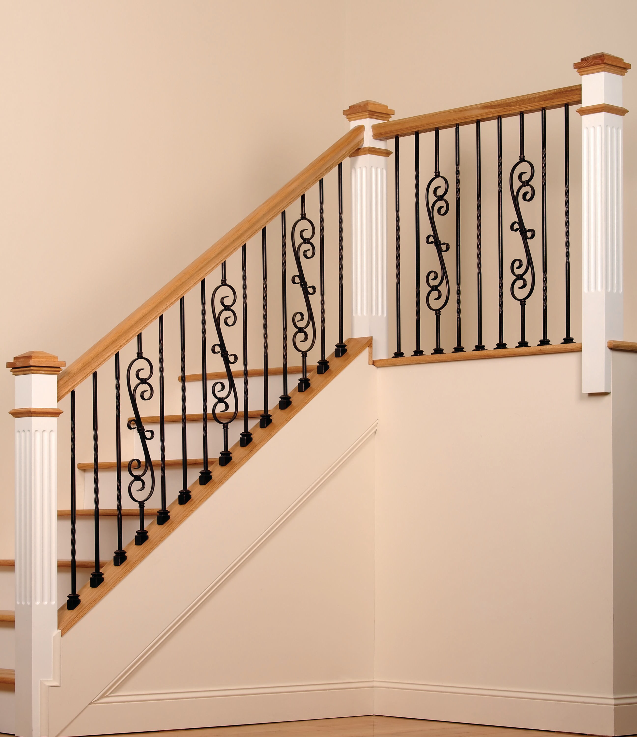 Crown Heritage 4583708FB44 Interior-Stairpart-Balusters - View #5
