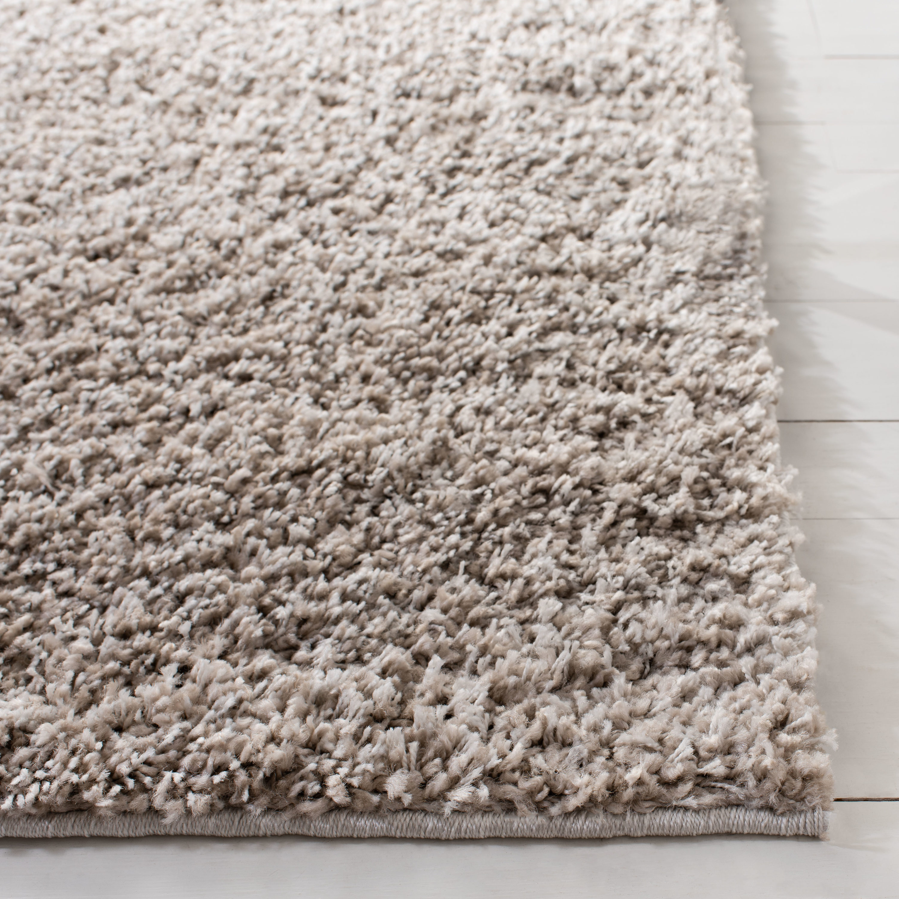 Linen 4' x 6' Solid Shag Area Rug