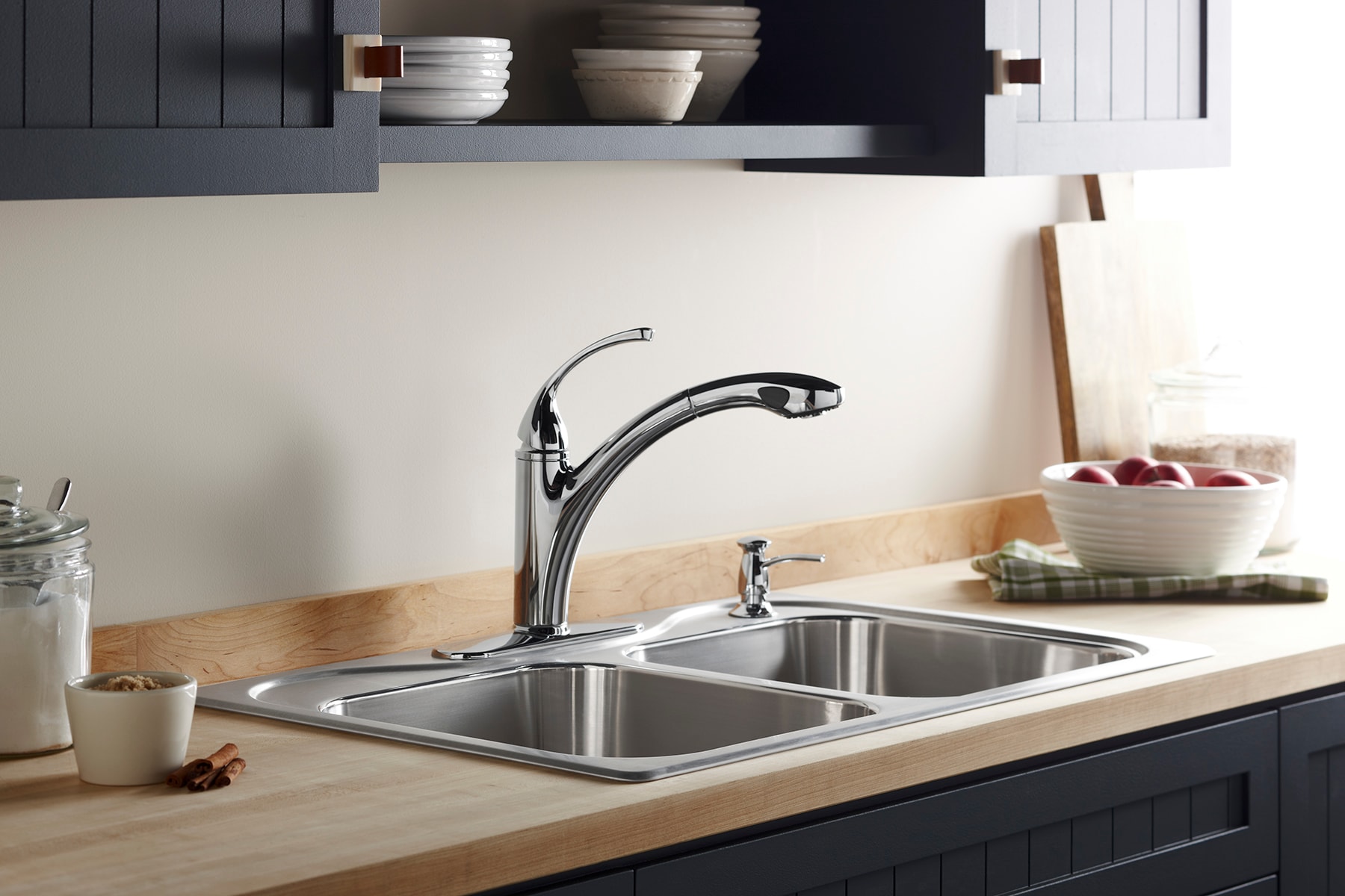 Kohler Forte Vibrant Stainless Single Handle Pull Out Kitchen Faucet With Sprayer Deck Plate 2696