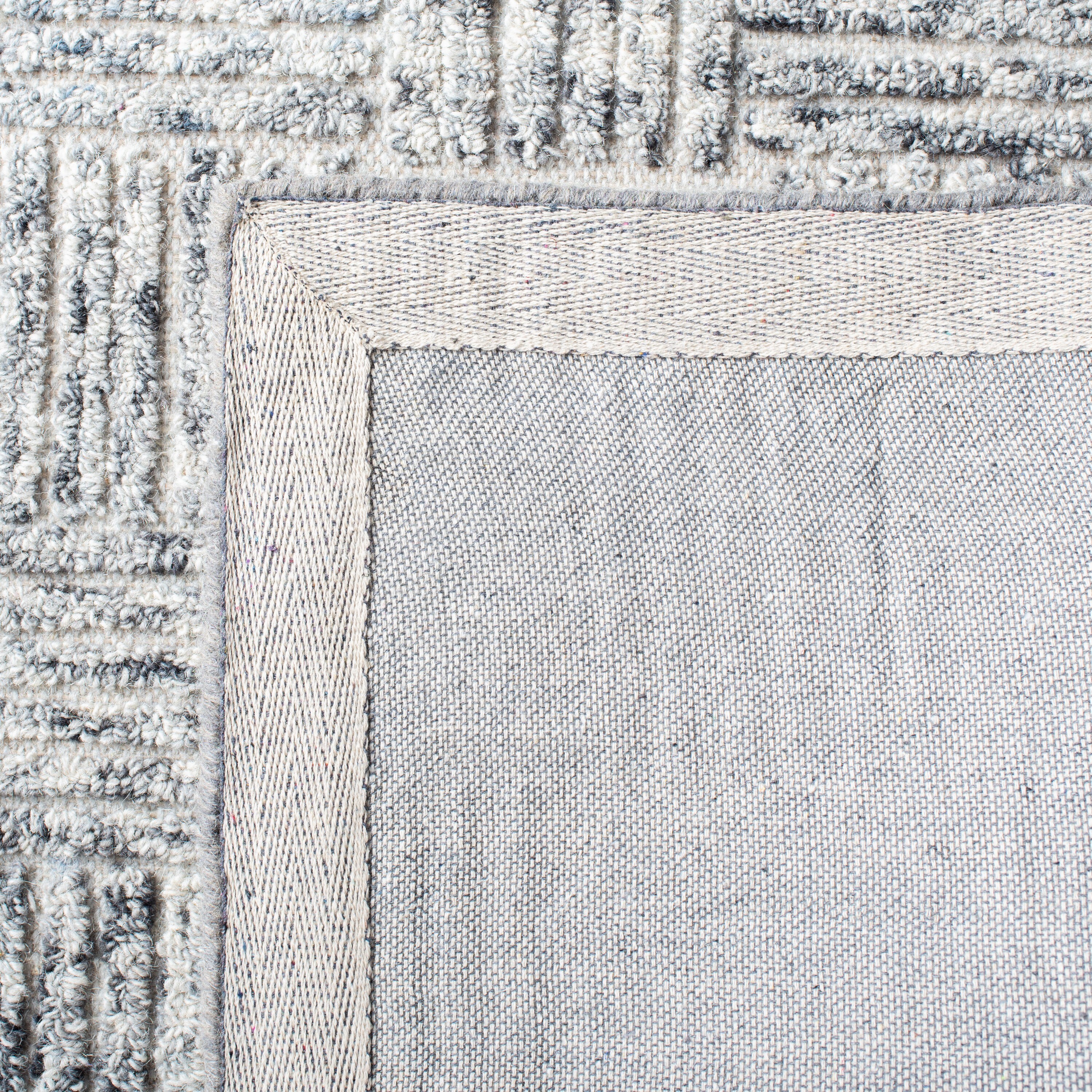 Elegant Gray Hand-Tufted Wool Area Rug, 4' x 6'