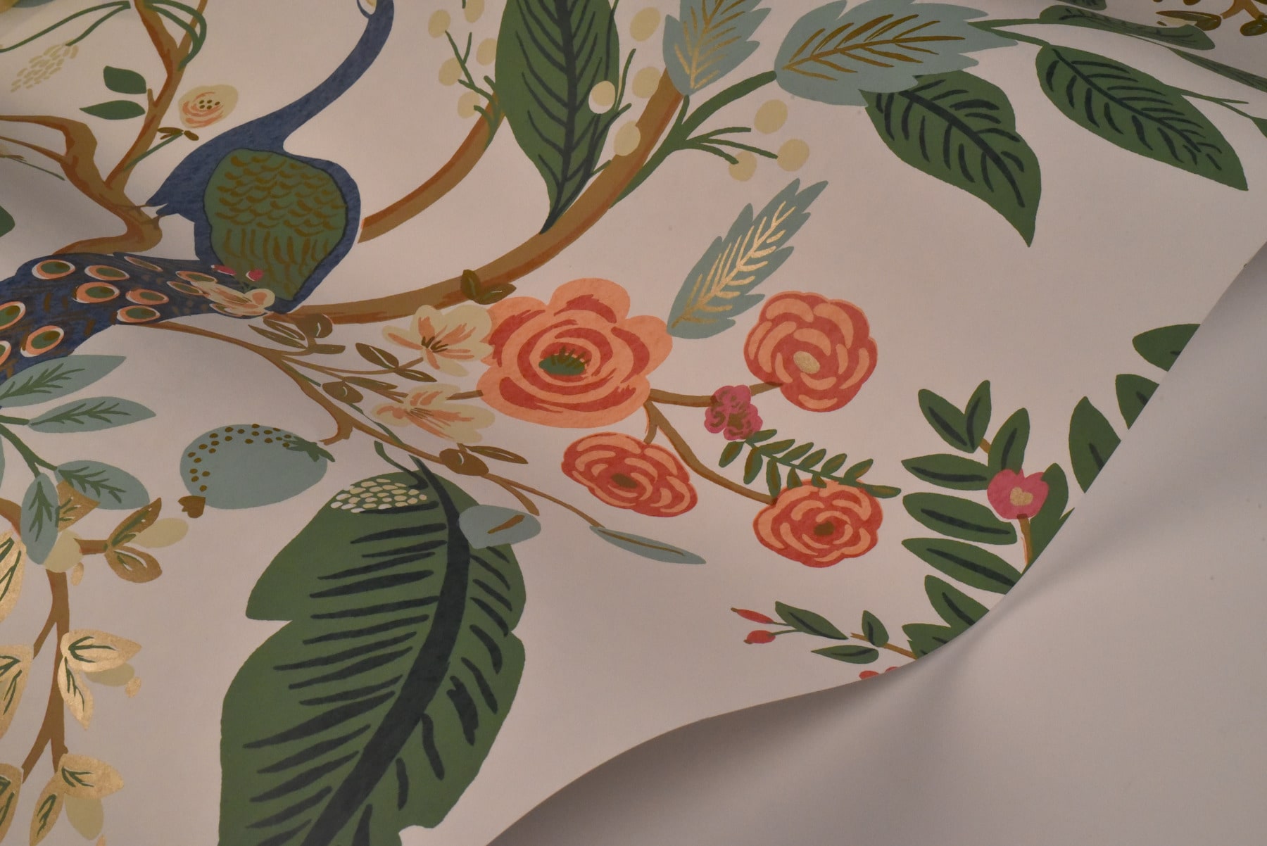 York Wallcoverings PSW1200RL 45-Sq. Feet Rose Non-woven Novelty Self-adhesive Peel and Stick Wallpaper
