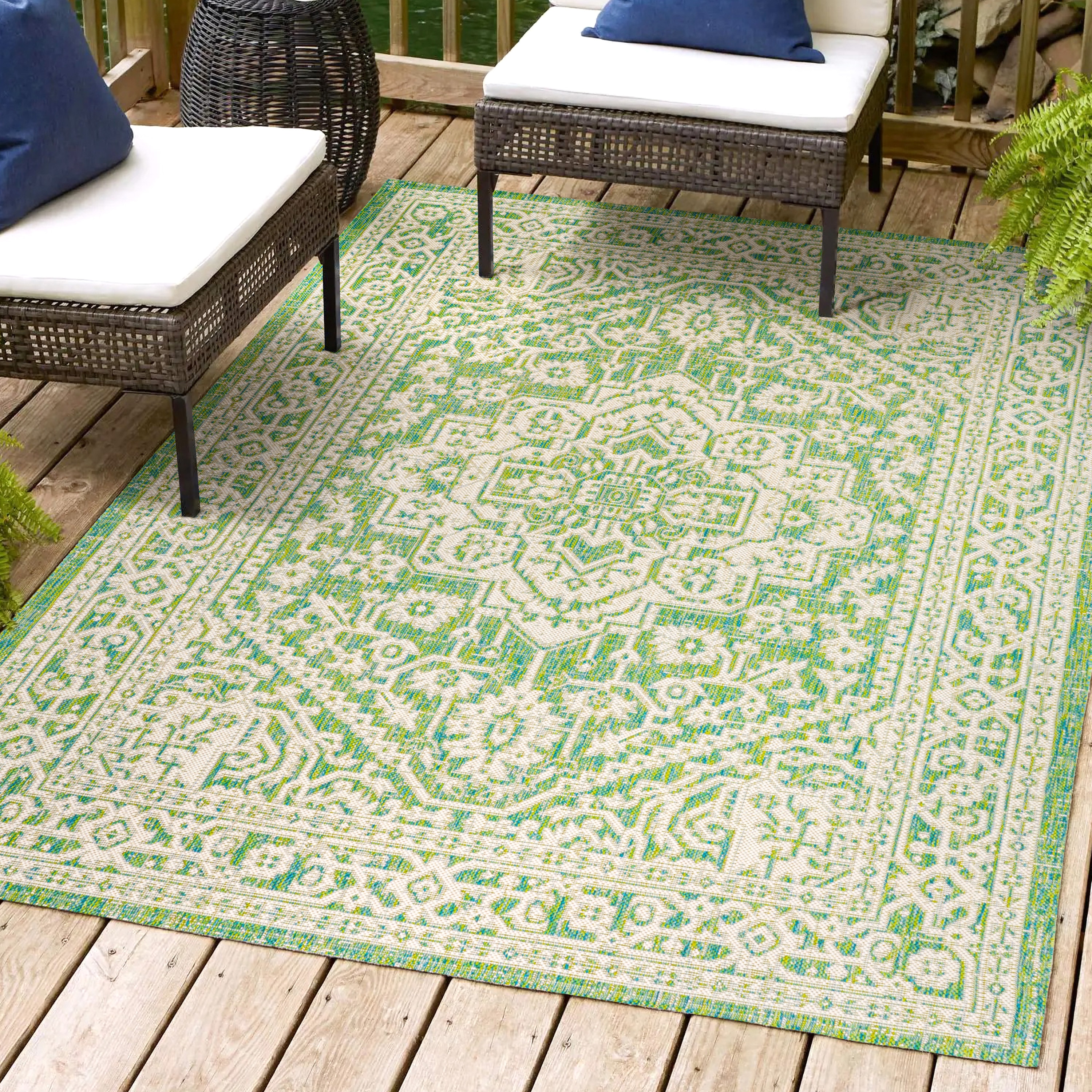 JONATHAN  Y SMB101H-3 Santa Monica Sinjuri Textured Weave 3 x 5 (ft) Loomed Polypropylene Cream/Green Rectangular Indoor/Outdoor Border Coastal Area rug
