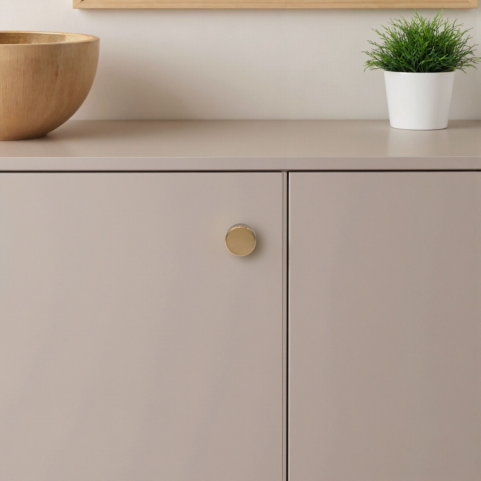 Sumner Street Home Hardware RL063309 Cabinet-Knobs - View #3