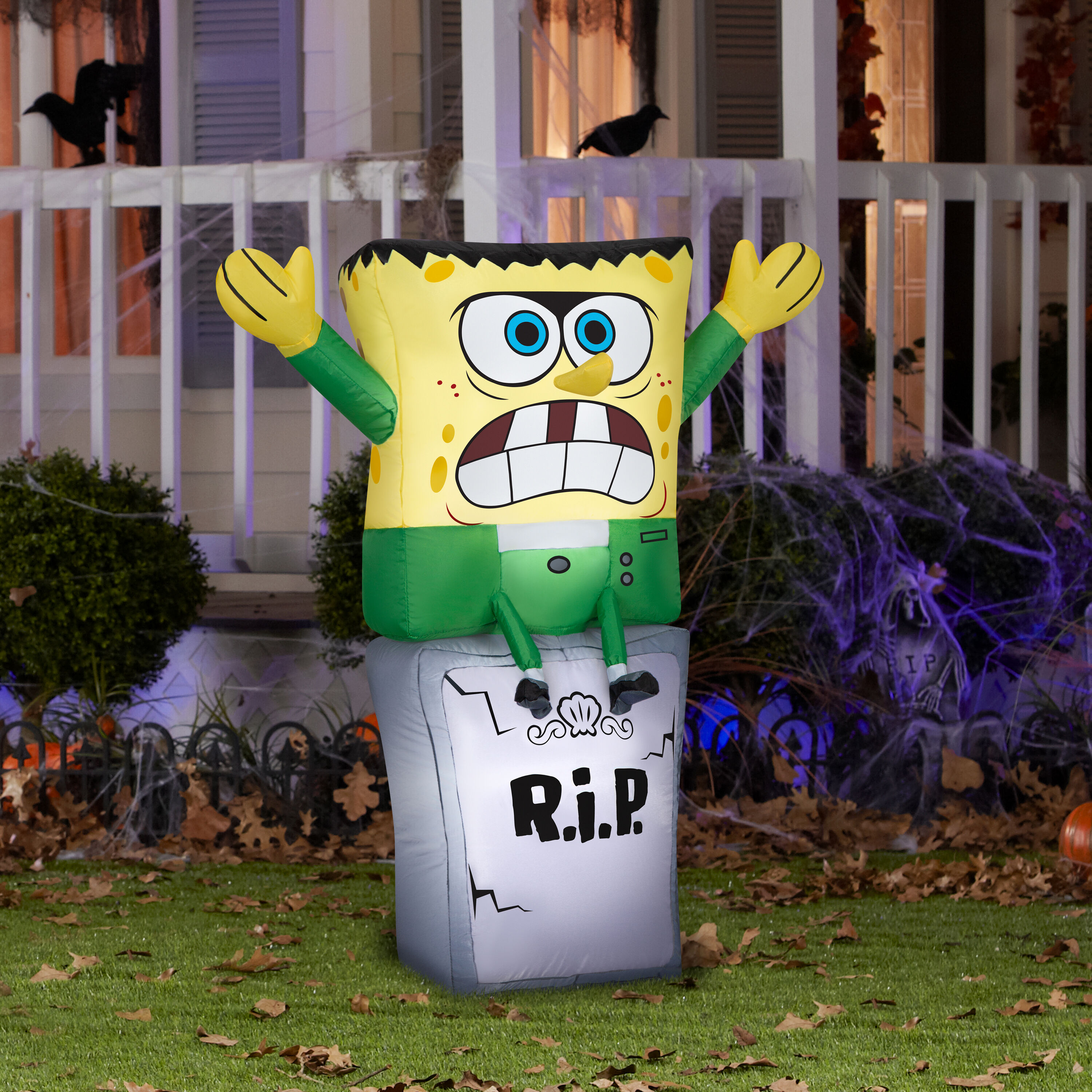 Gemmy 322 Ft Lighted Nickelodeon Spongebob Squarepants Monster Inflatable In The Outdoor