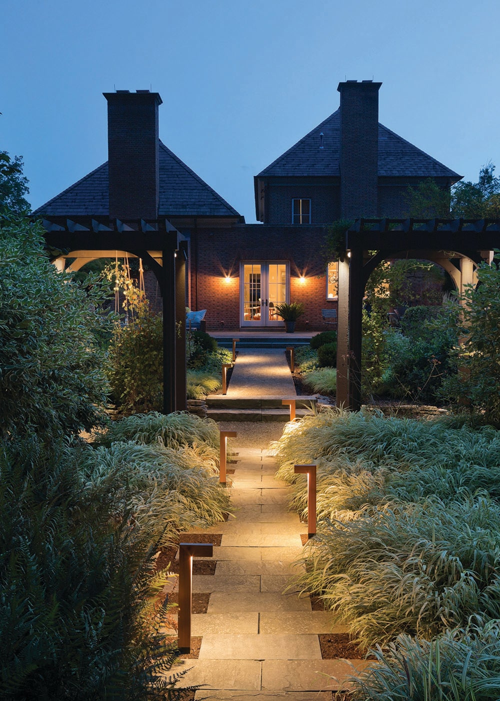 Bronze LED Pathway Light with Etched Glass Lens