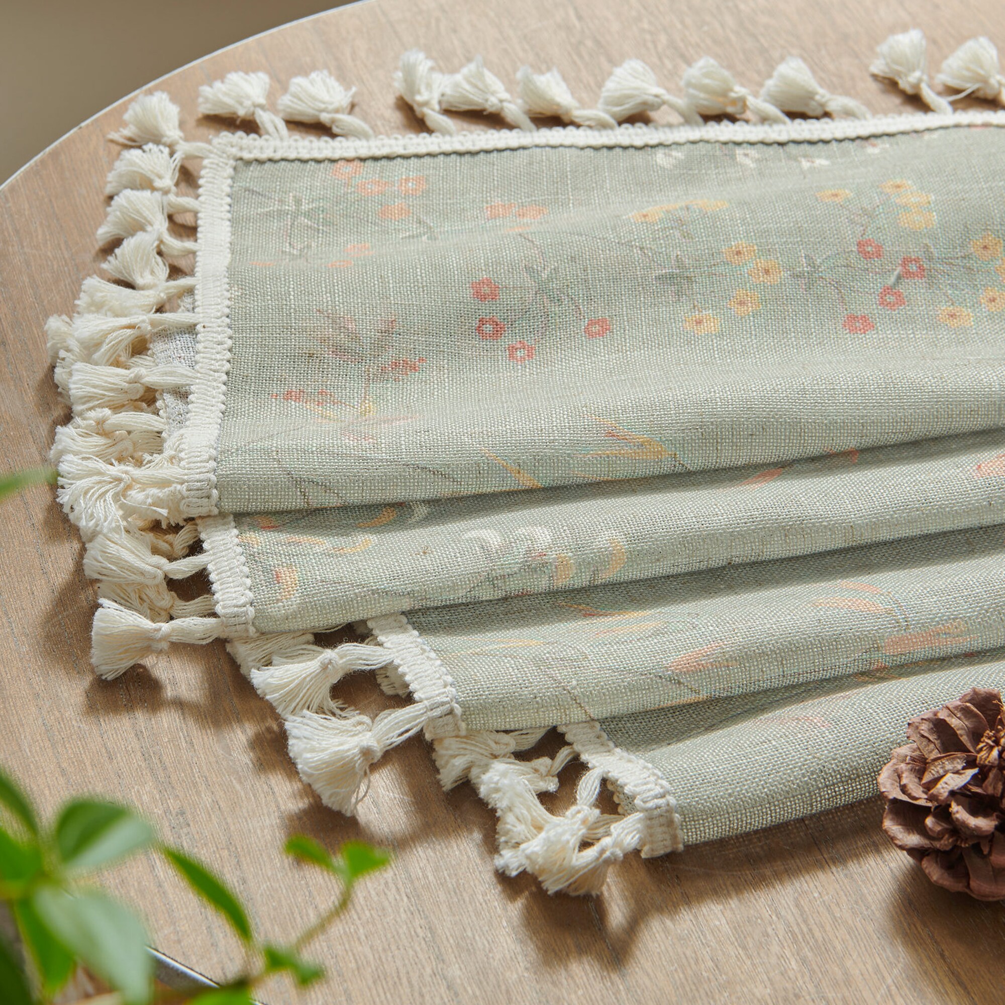 JOYDECO 654RT-FL2-52-63-R curtains - View #4