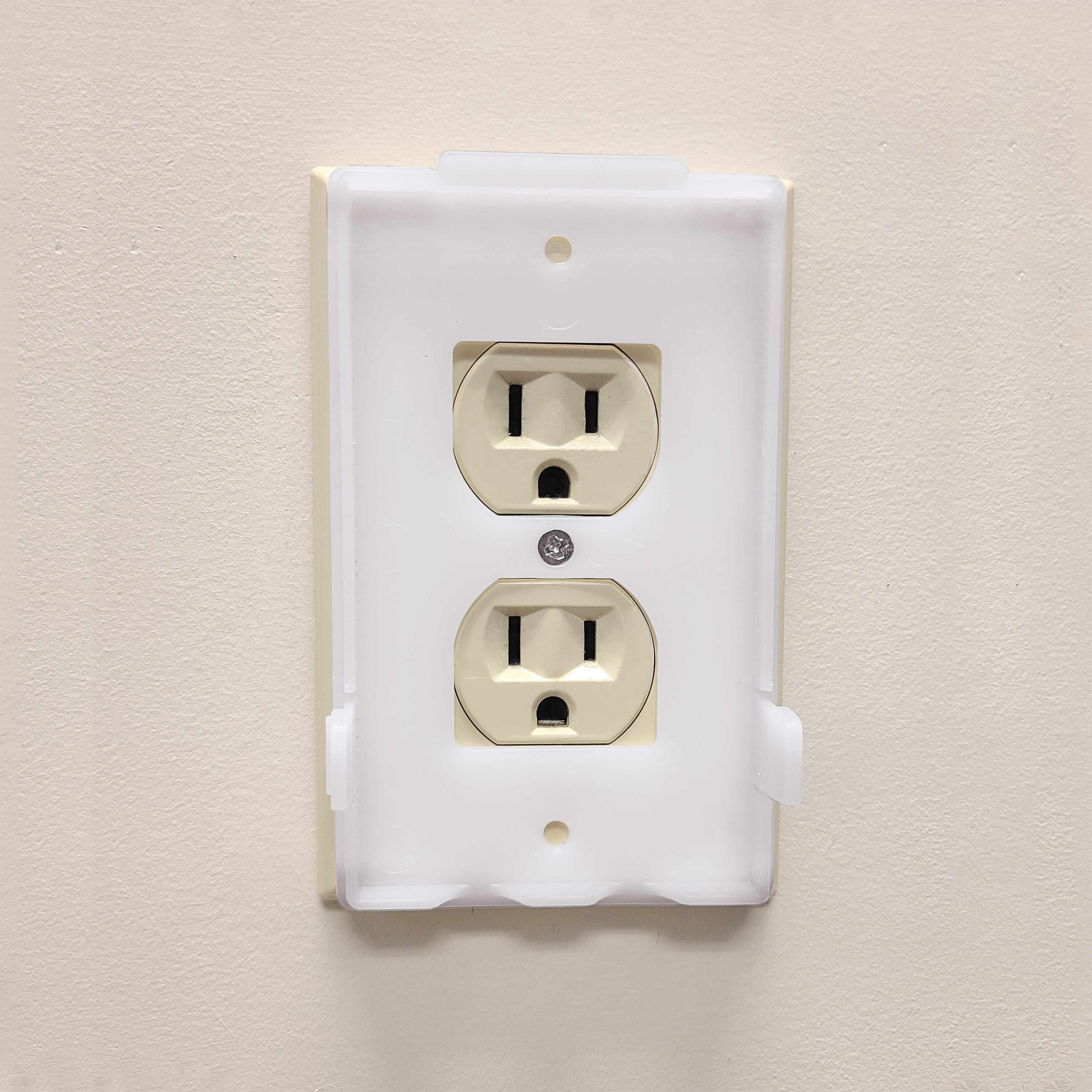 2165 SWITCH & OUTLET COVER ( Buy 6 OR MORE DISCOUNTED AT CHECKOUT) –