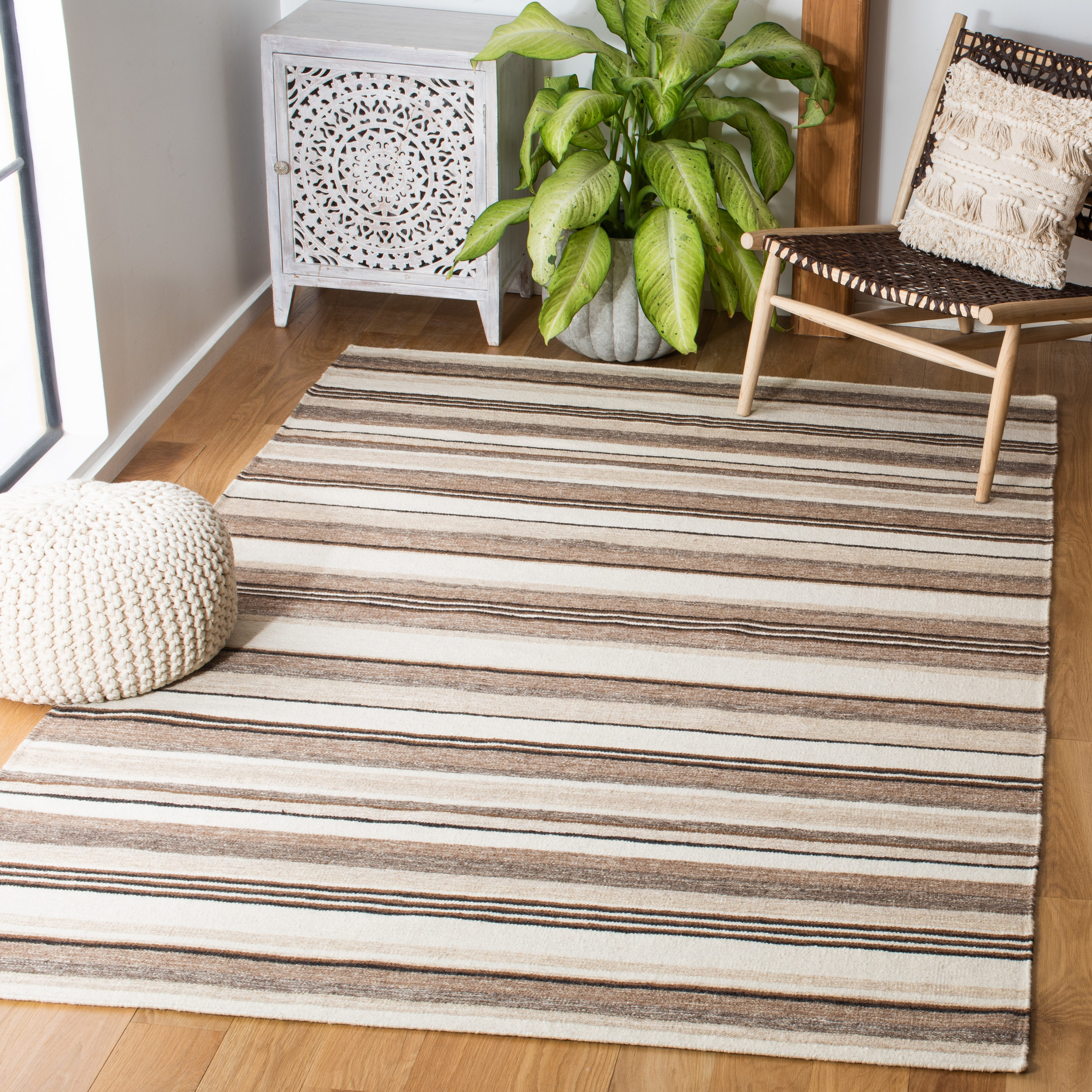 Safavieh STK601A-7SQ rugs - View #2