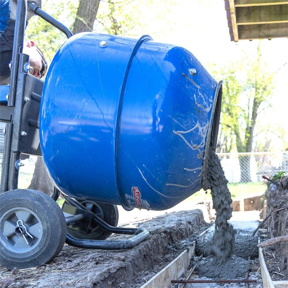 How to Mix Concrete in a Bucket, Wheelbarrow or Mixer - Concrete Network