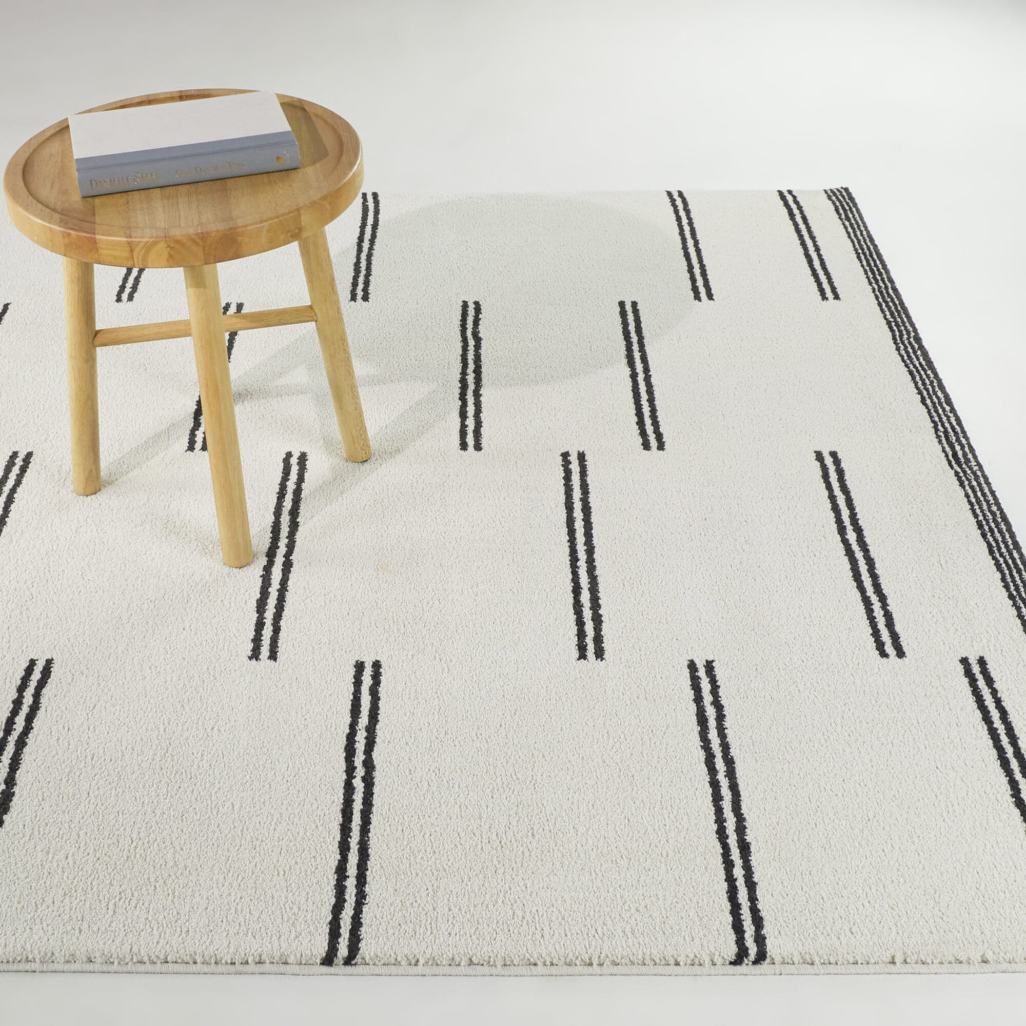 Balta 3095025 Ferrara 8 x 10 (ft) Loomed Polypropylene Charcoal Rectangular Indoor Stripe Bohemian/Eclectic Area rug