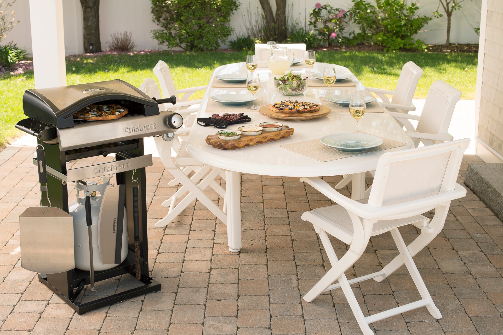 Cuisinart Alfrescamore Liquid Propane Outdoor Pizza Oven at