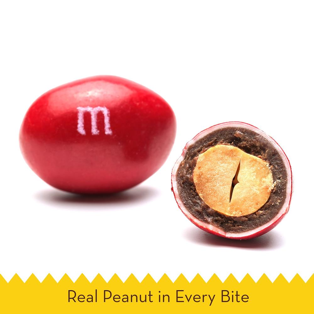 M&M's MandM's Milk Chocolate Peanut Candies Jar, 62 oz in the Snacks &  Candy department at