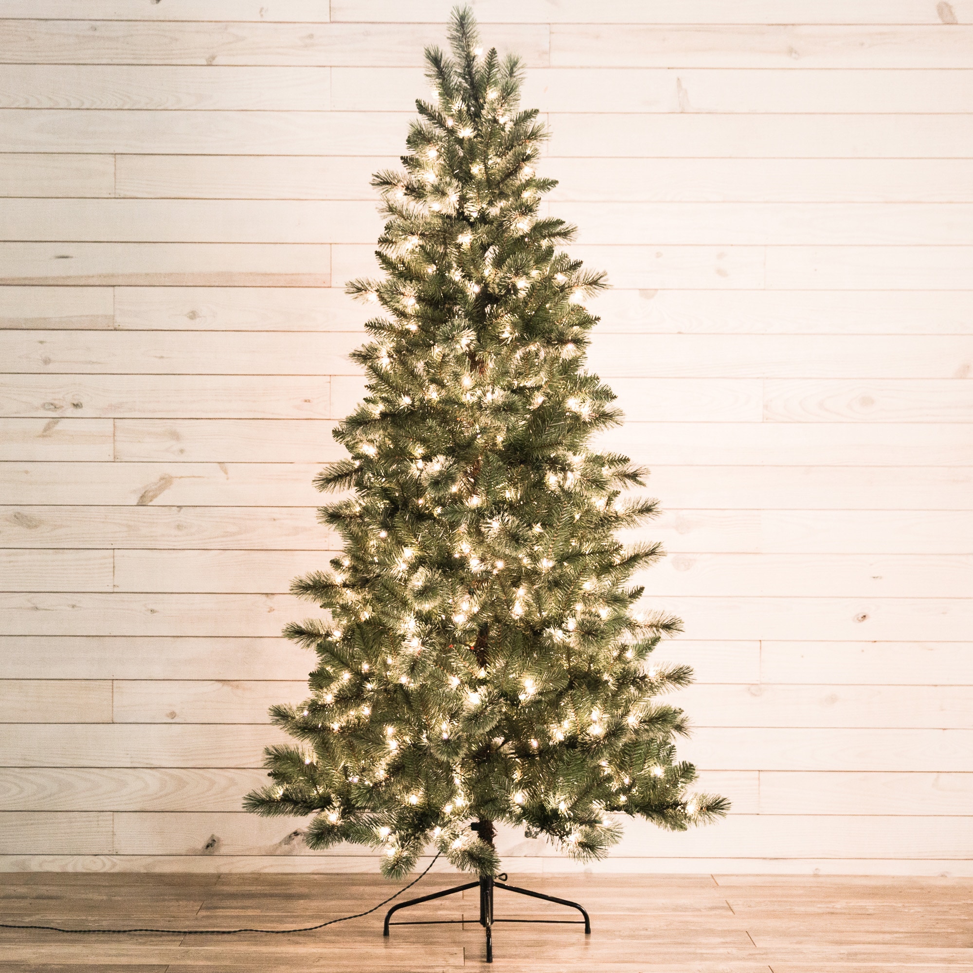 Holiday Living 7.5-ft Pre-lit Slim Artificial Christmas Tree With ...