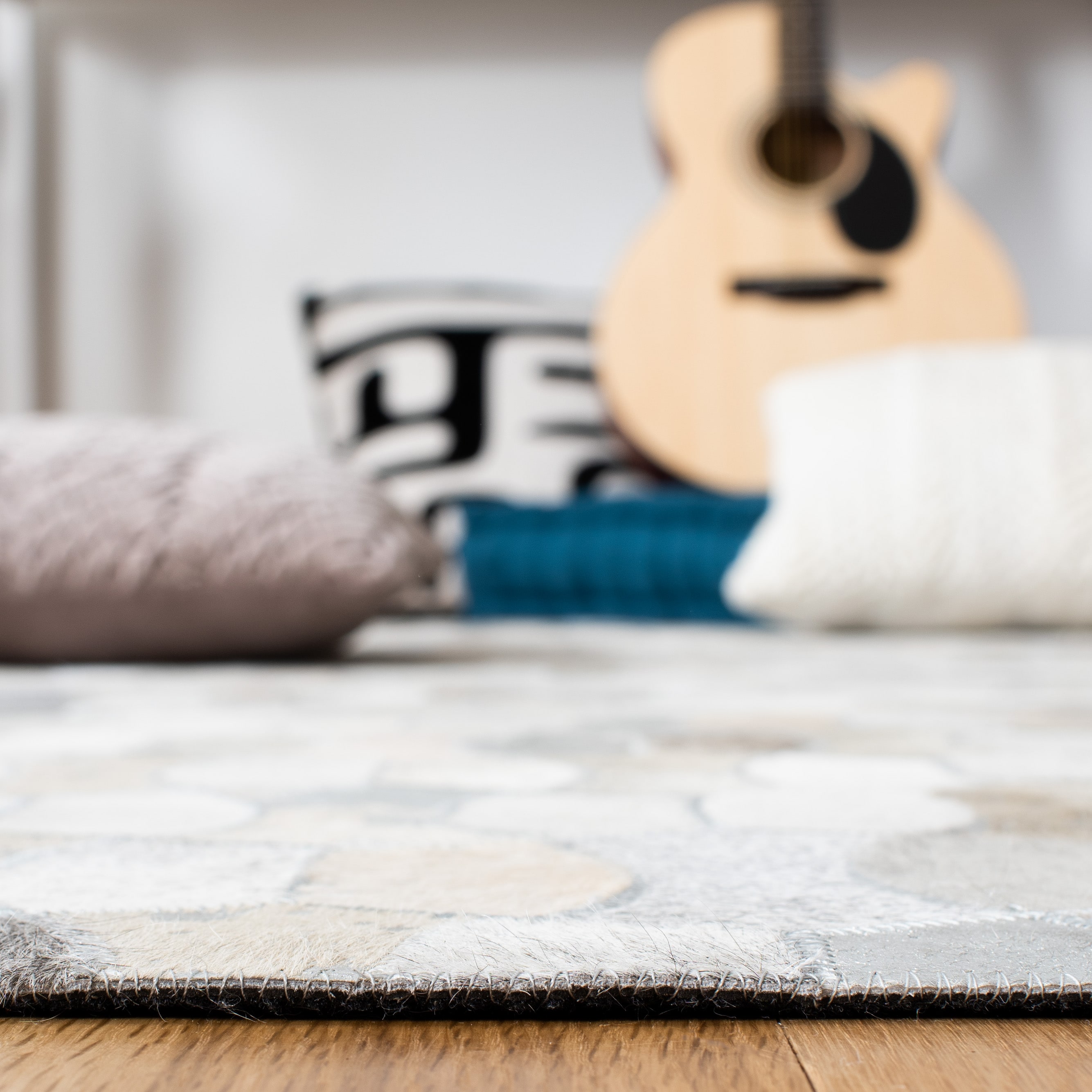 Gray Geometric Handmade Cowhide 3' x 5' Area Rug