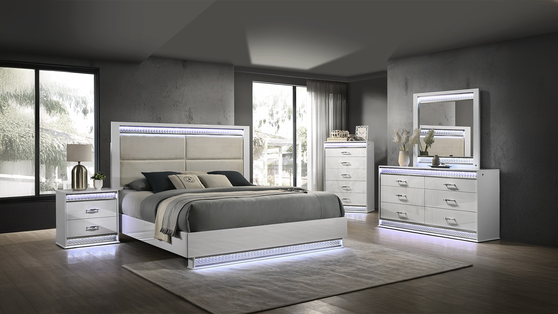 Galaxy 601955555647 Glam White Queen Bedroom Set