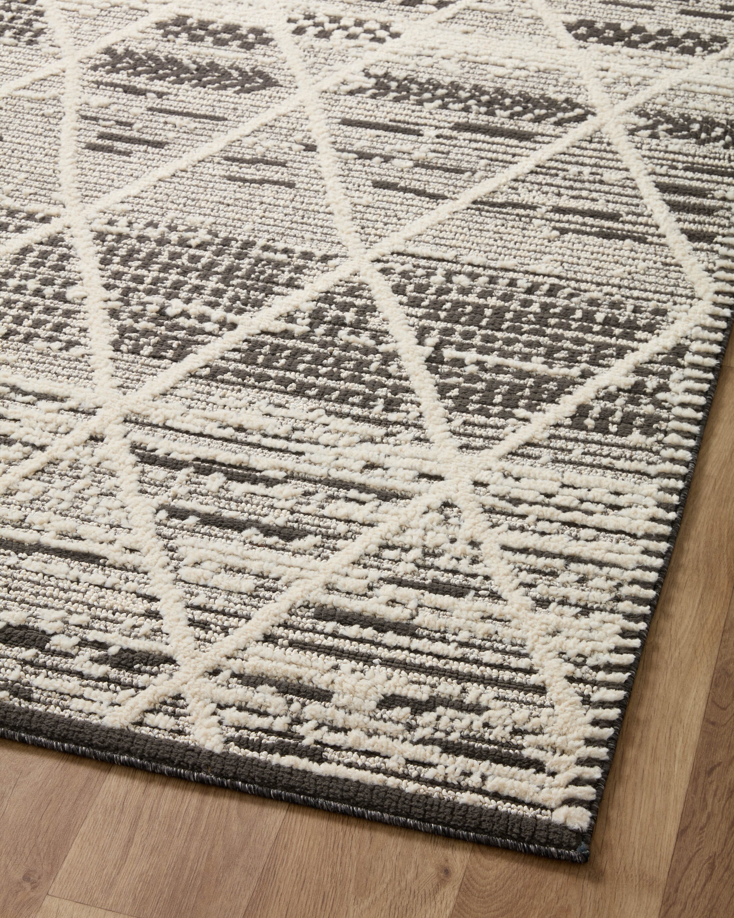 Loloi II FABIFAB-03CCIV2740 rugs - View #6