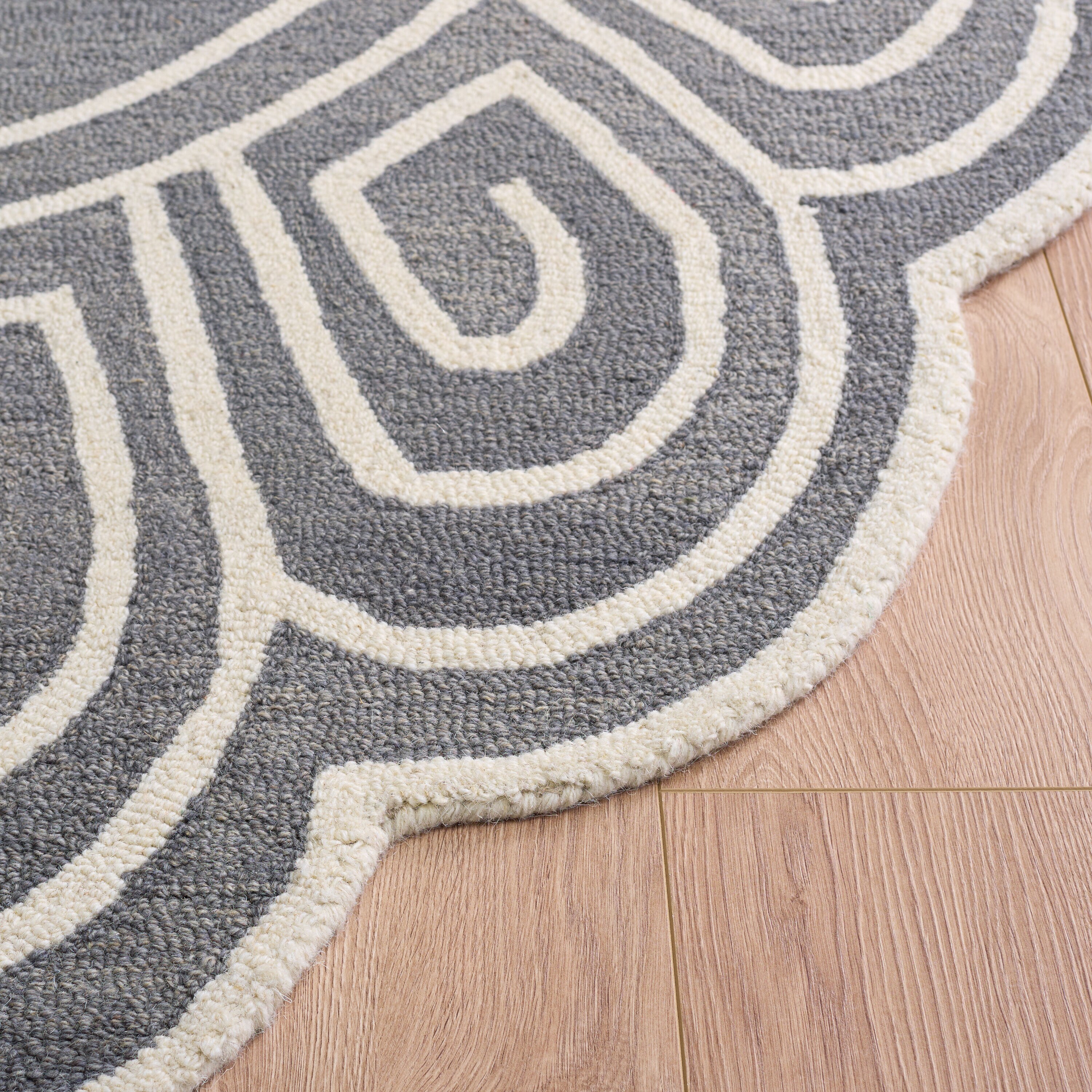 Safavieh NOV109F-6OV rugs - View #6