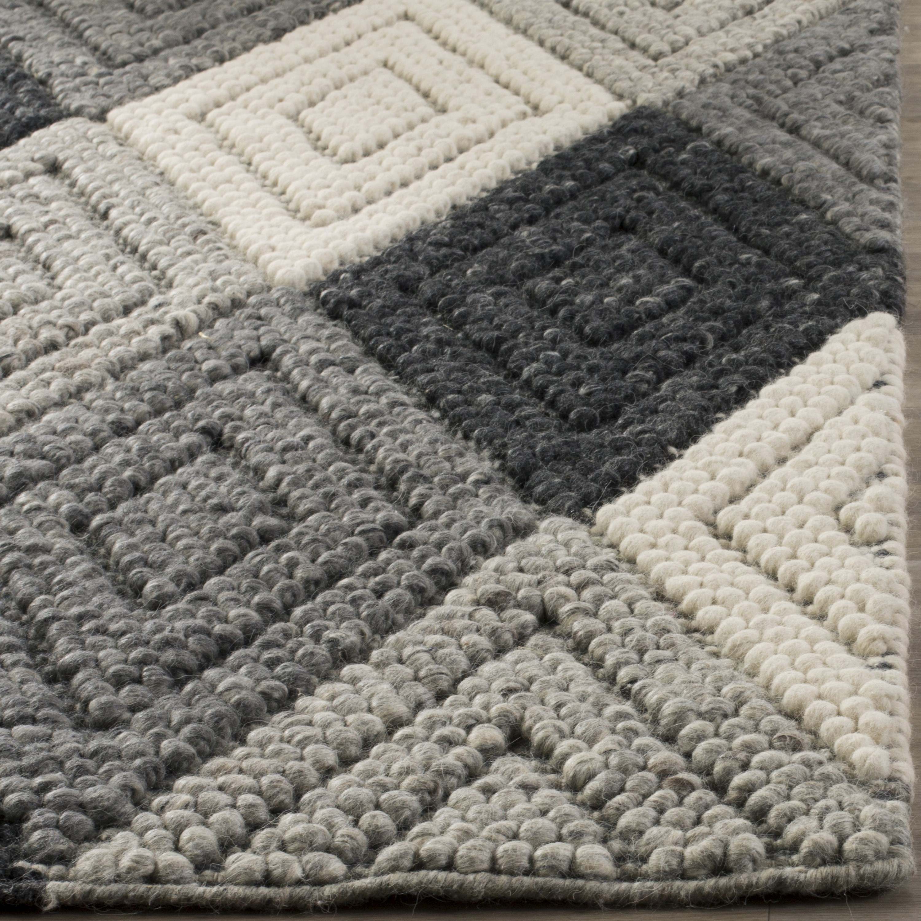Safavieh NAT623D-8 rugs - View #3
