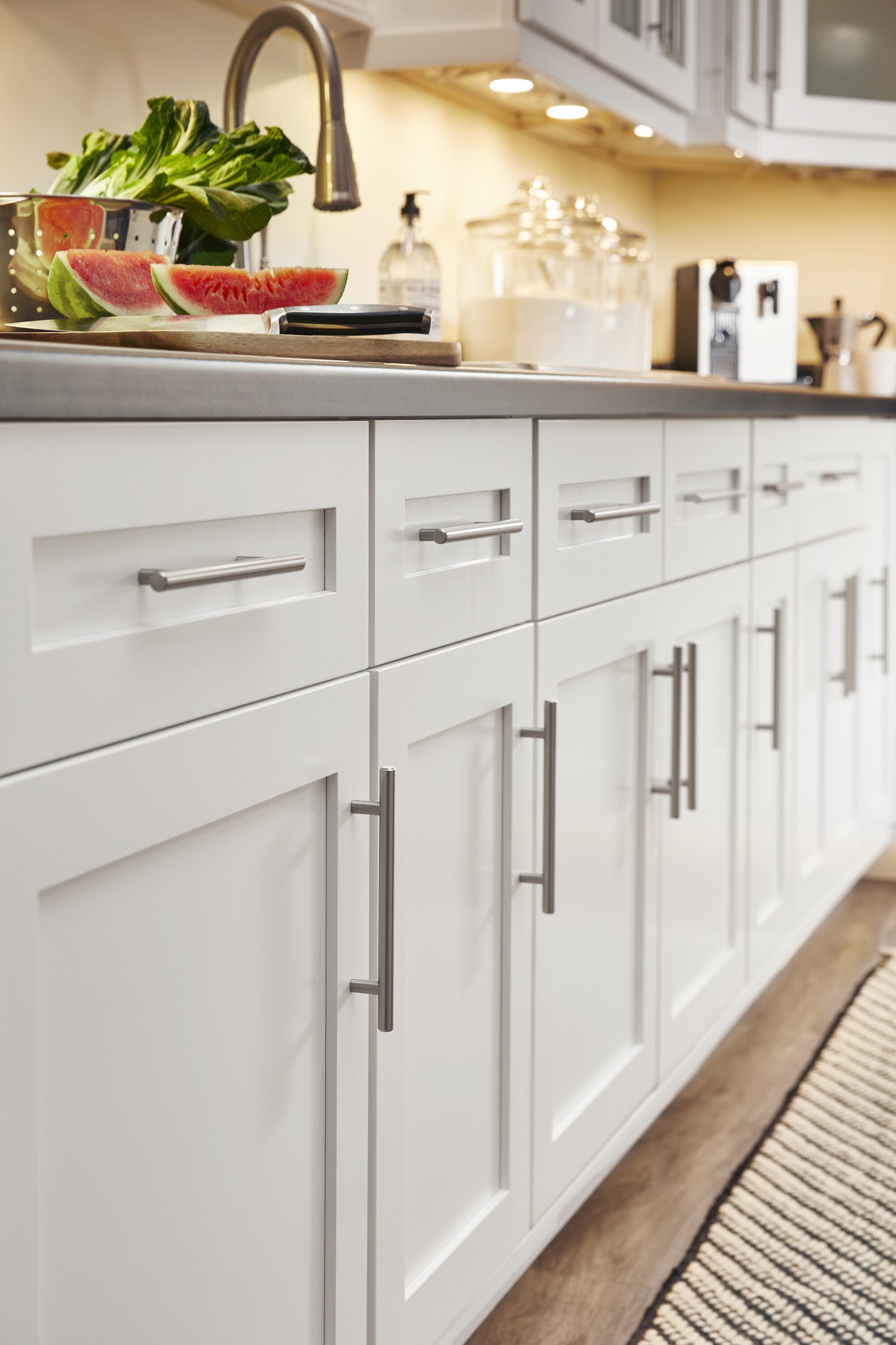 Valleywood Cabinetry Pure White 24 In W
